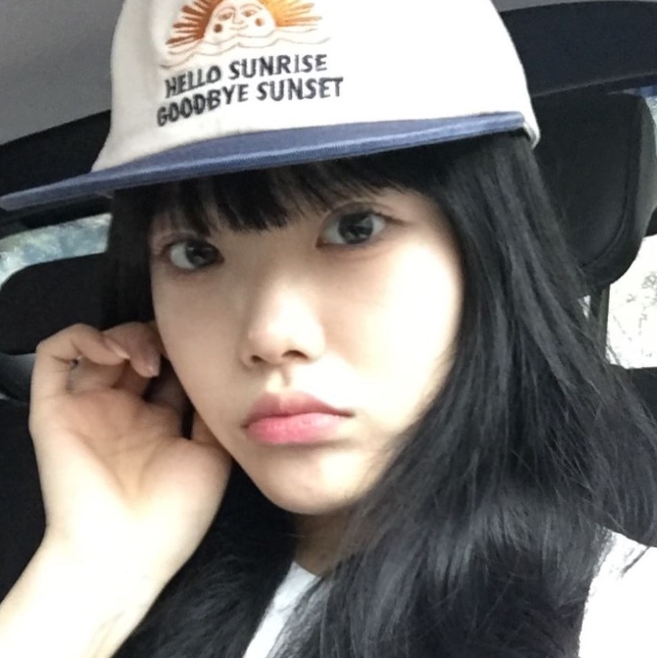 Hello Sunrise 90s Logo 6Panel Cap Beige & Navy, Hello Sunrise 90's Logo 6Panel Cap Ivory & Black 착용 스타일