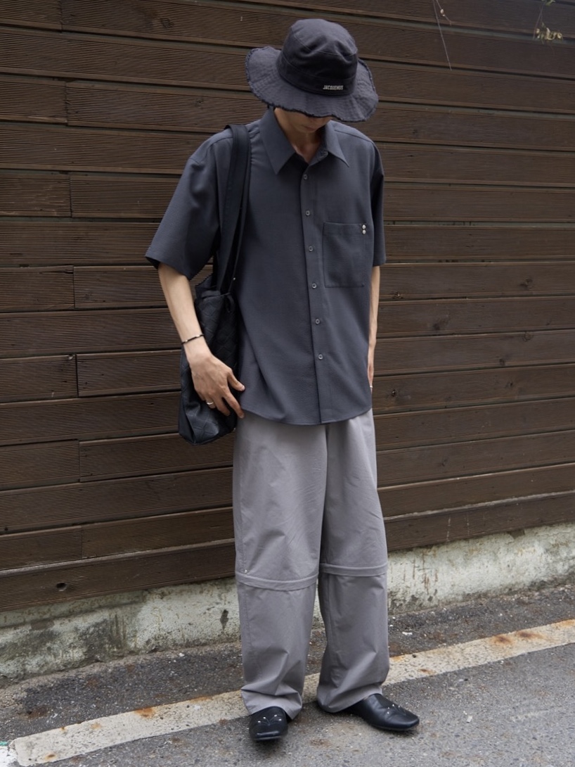 Jacquemus Le Bob Artichaut Bucket Hat Black 착용 스타일 - 2
