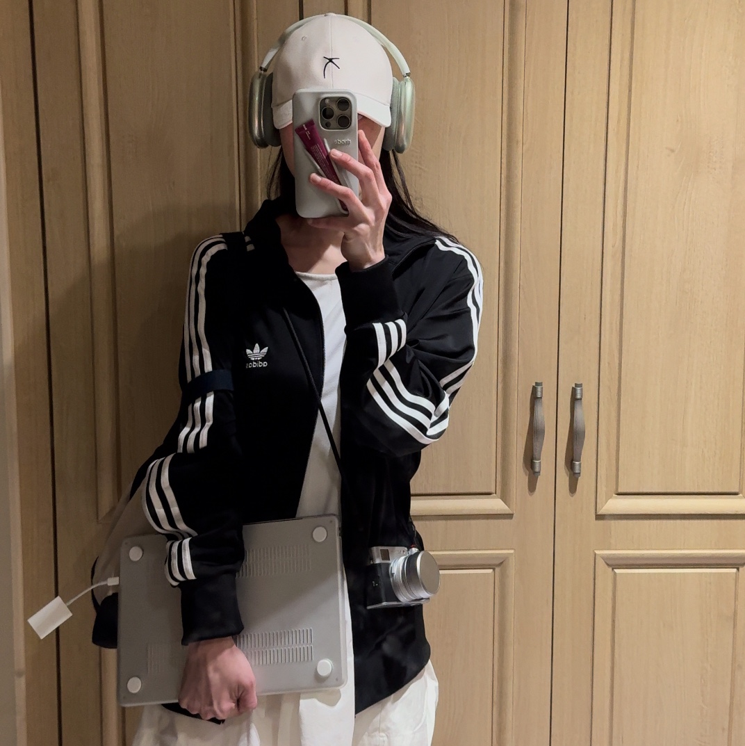 Adidas Adicolor Classics Firebird Track Top Black - US Sizing, Adidas x Sporty & Rich Samba Cream Blue 착용 스타일 - 1