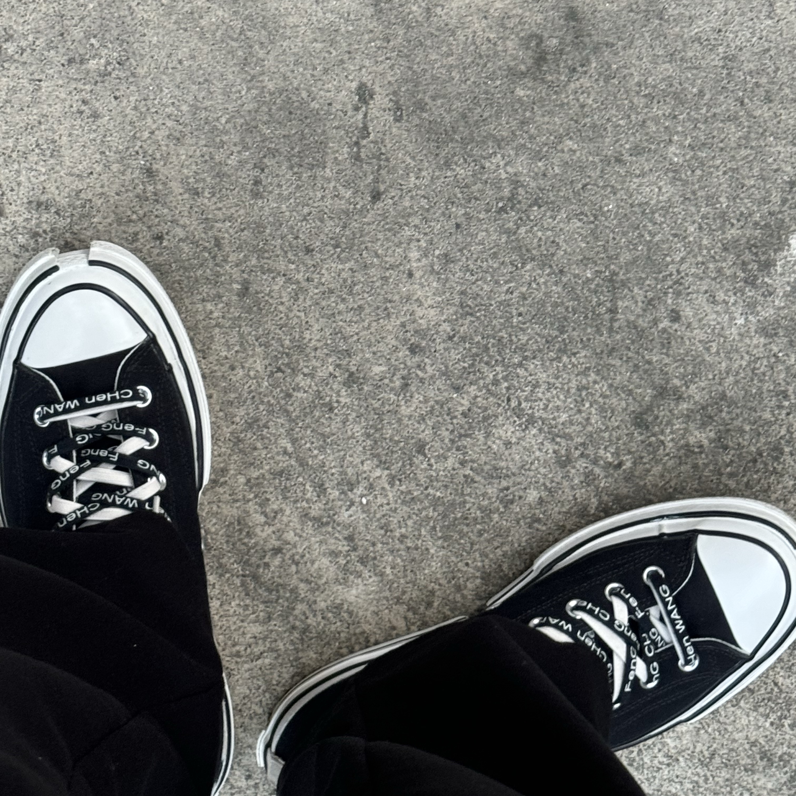 Converse x Feng Chen Wang Chuck 70 2-in-1 Natural Ivory Black 착용 스타일 - 3