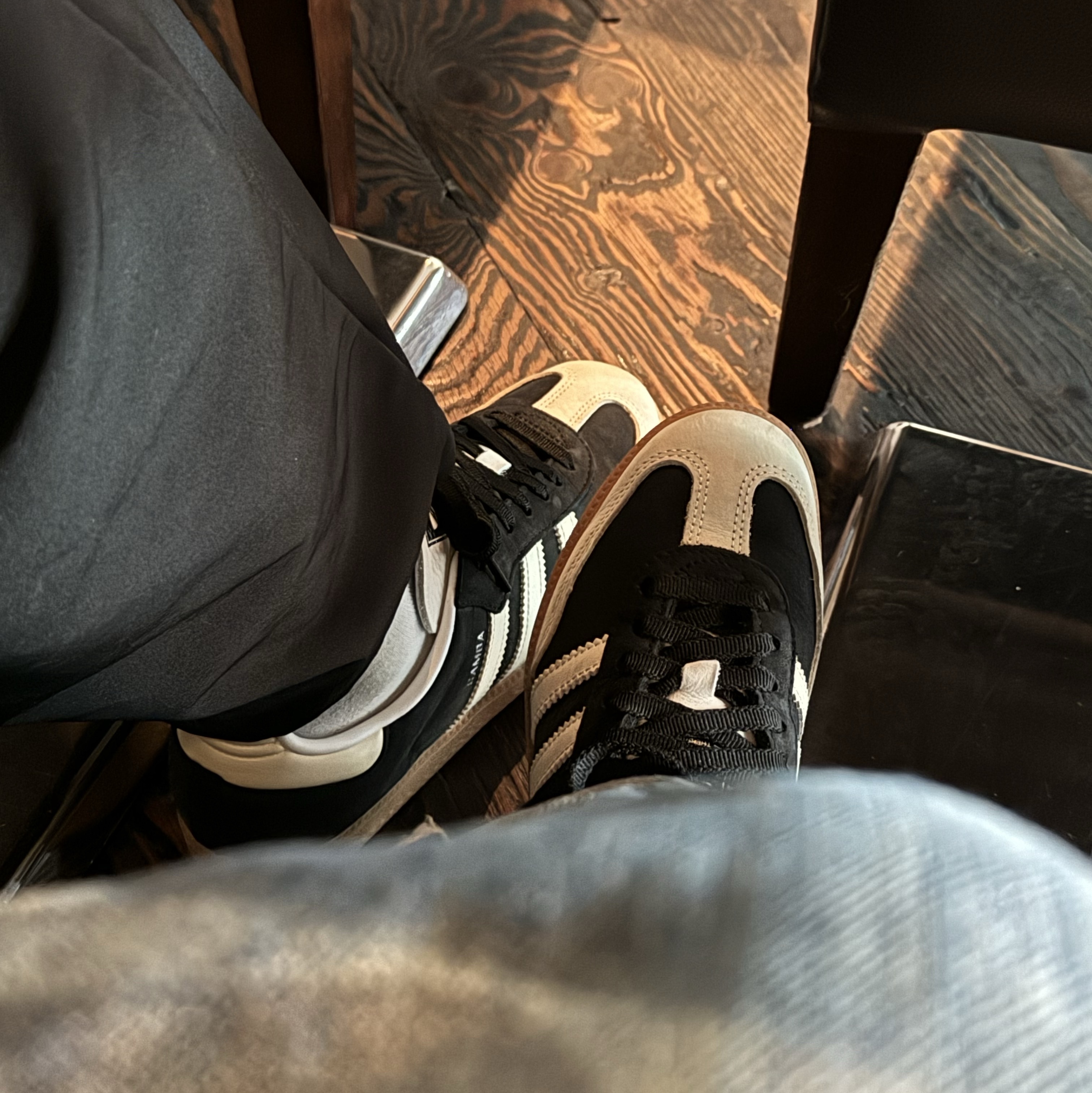 (W) Adidas Samba OG Core Black Wonder White 착용 스타일
