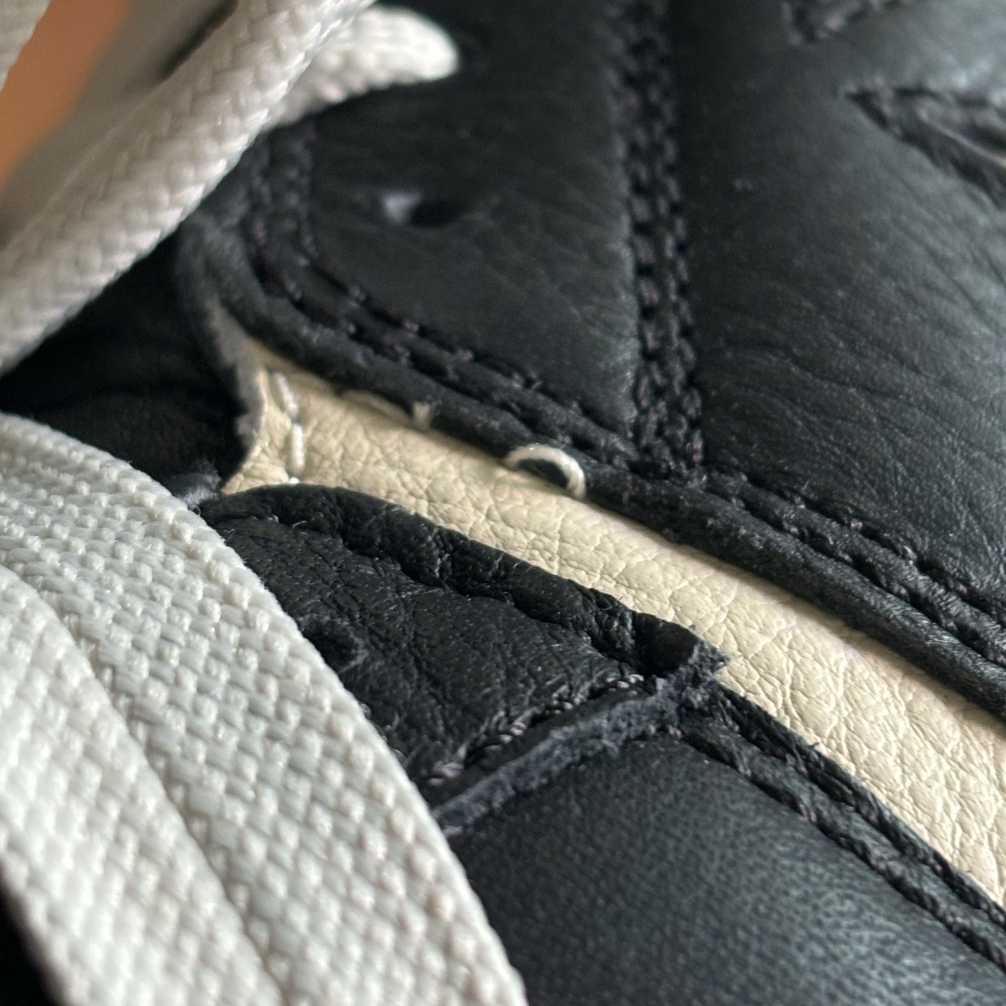 Converse x Drkshdw Turbowpn Black Cream 착용 스타일