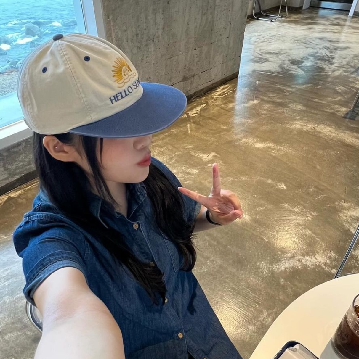 Hello Sunrise 90s Logo 6Panel Cap Beige & Navy, Hello Sunrise 90's Logo 6Panel Cap Ivory & Black 착용 스타일