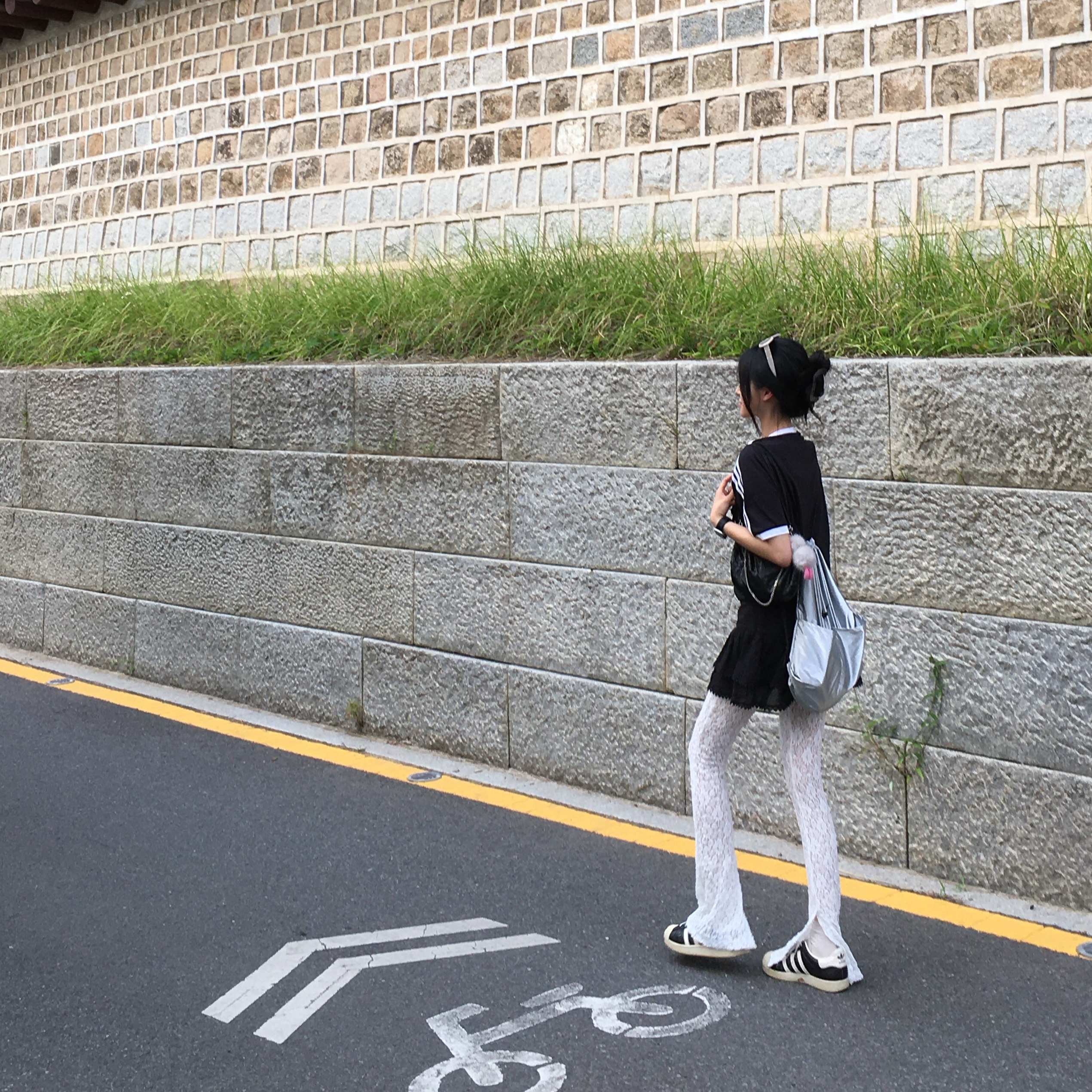 Gentle Monster x Maison Margiela MM005 Grey Black, Adidas Adicolor Classics 3-Stripes T-Shirt Black - KR Sizing 착용 스타일 - 2
