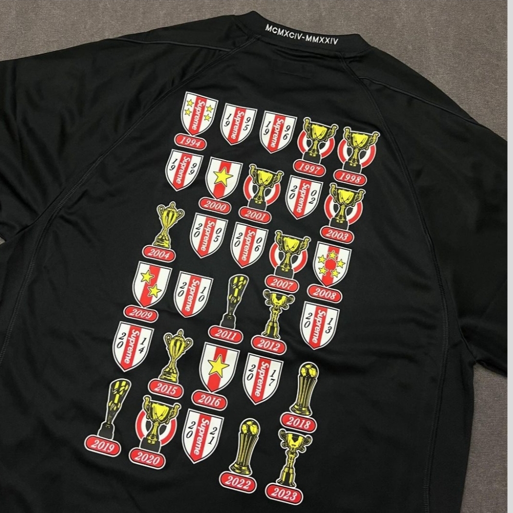 Supreme Jacquard Soccer Jersey Blue - 24SS, Supreme Jacquard Soccer Jersey Black - 24SS 착용 스타일 - 5
