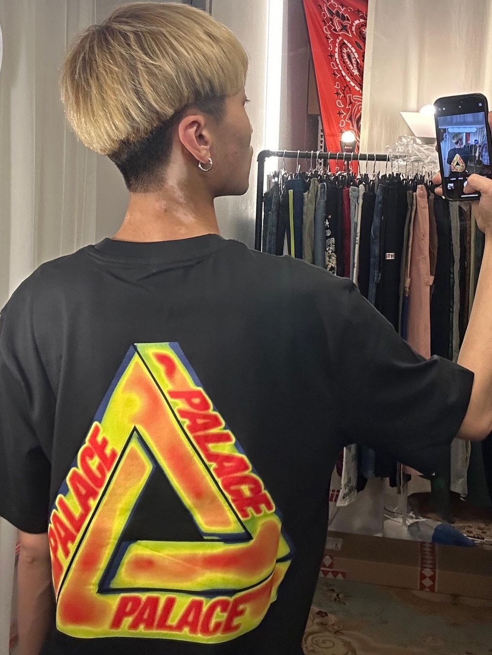 Palace Heat Sensi T-Shirt Black - 24SS, Palace Heat Sensi T-Shirt White - 24SS 착용 스타일 - 4