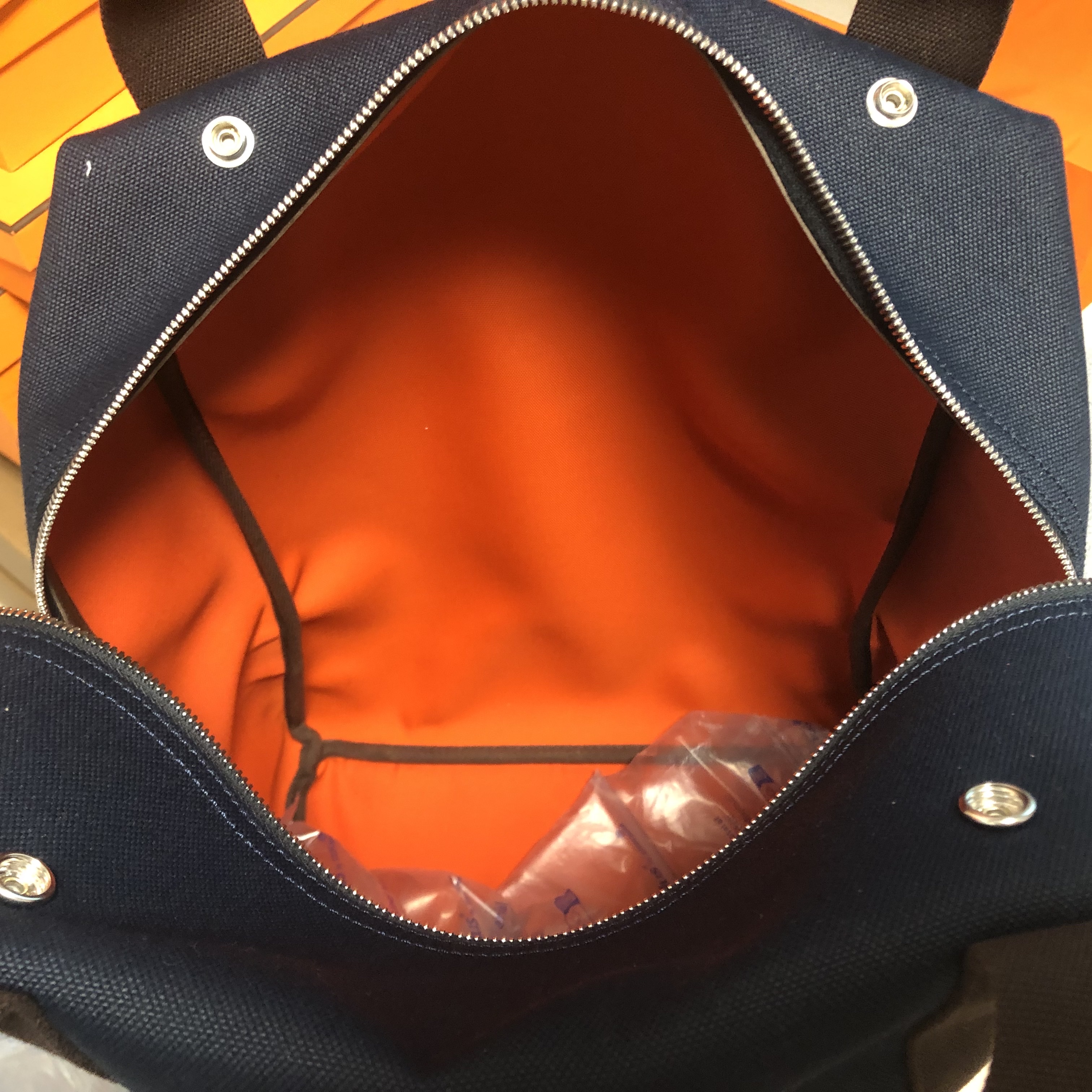 Hermes Groom School Backpack Canvas & Bleu Navy Feu 착용 스타일 - 5