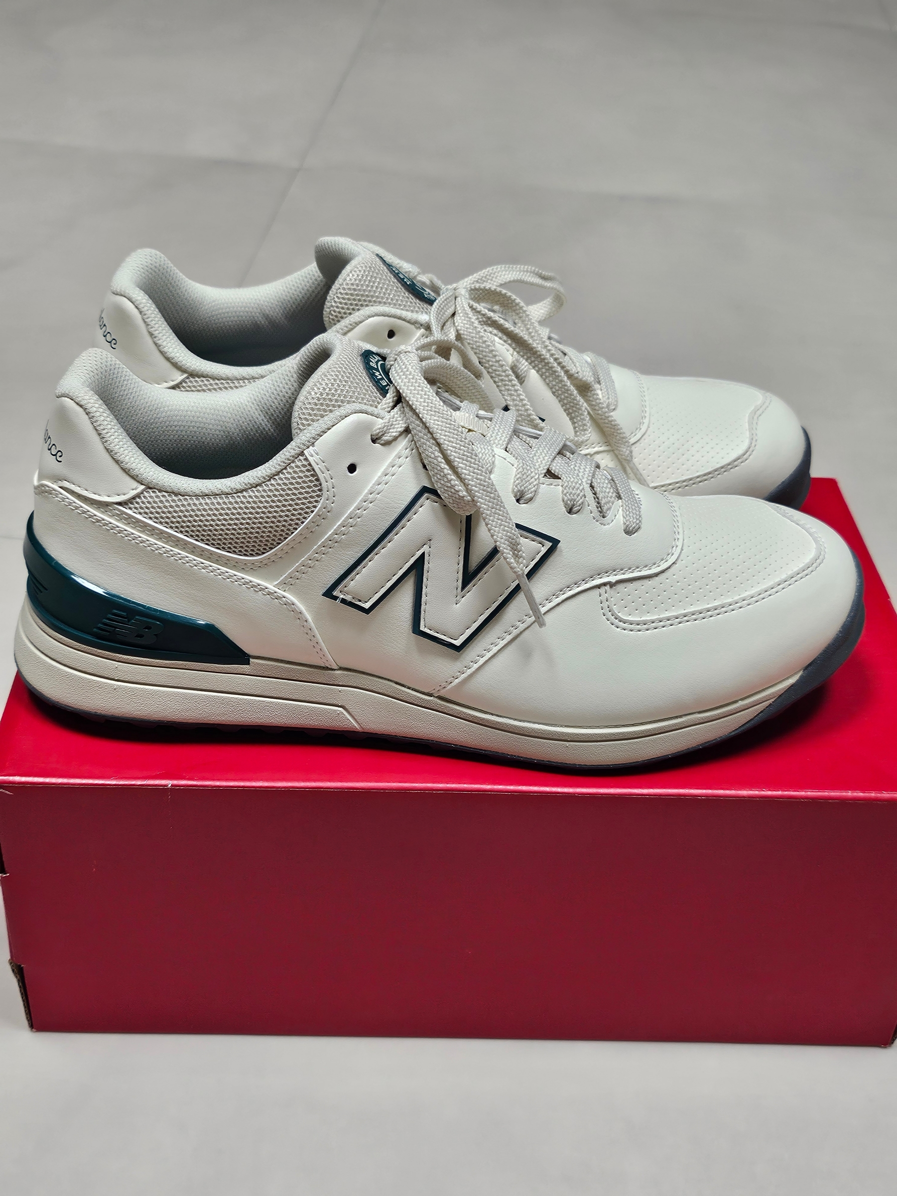 New Balance Golf 574 White Green 착용 스타일 - 5