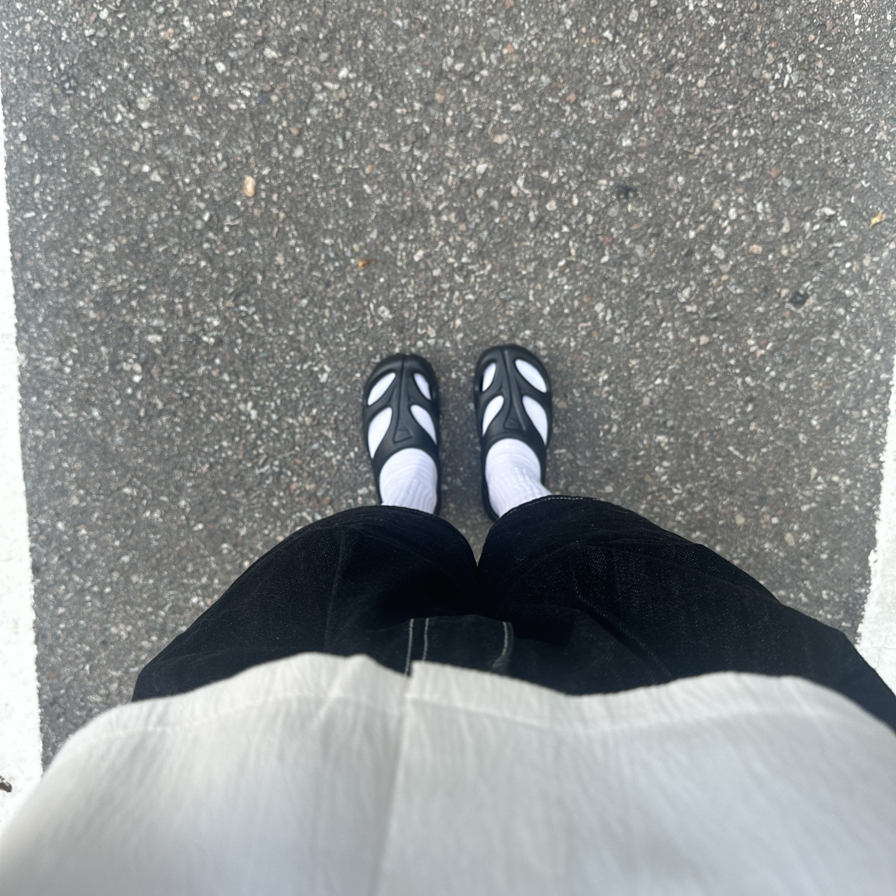 (W) Keen Shanti Black Dawn Blue 착용 스타일 - 2
