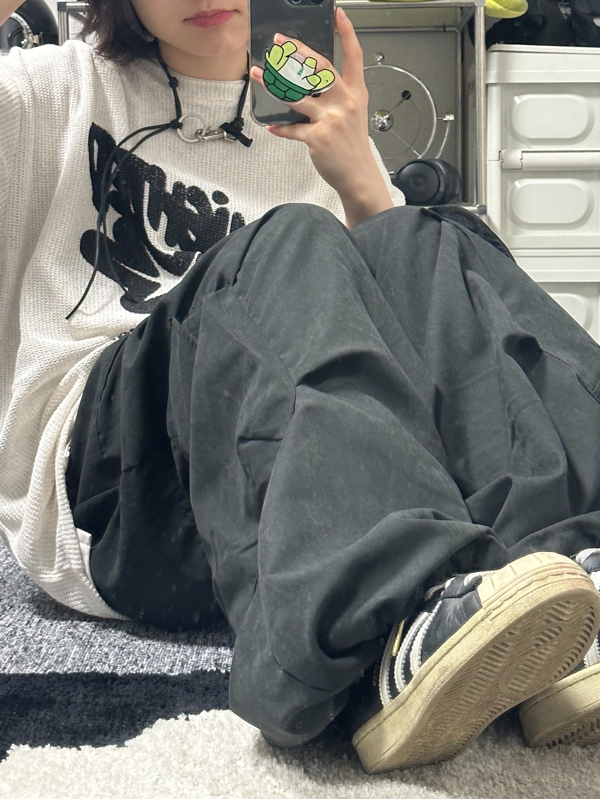 Adidas Superstar Premium Black White, Our Legacy Ladon Leather Keychain Black 착용 스타일 - 6