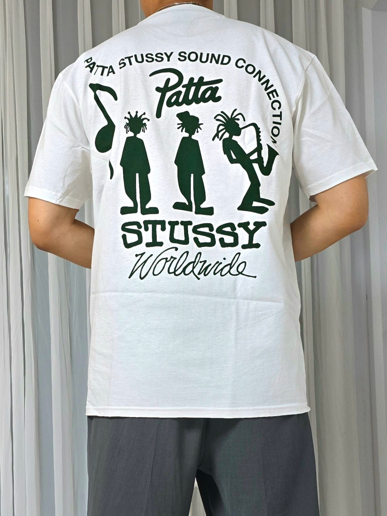 Stussy x Patta Sound Connection T-Shirt White, New Balance x Stone Island 574 Legacy Light Green 착용 스타일 - 2