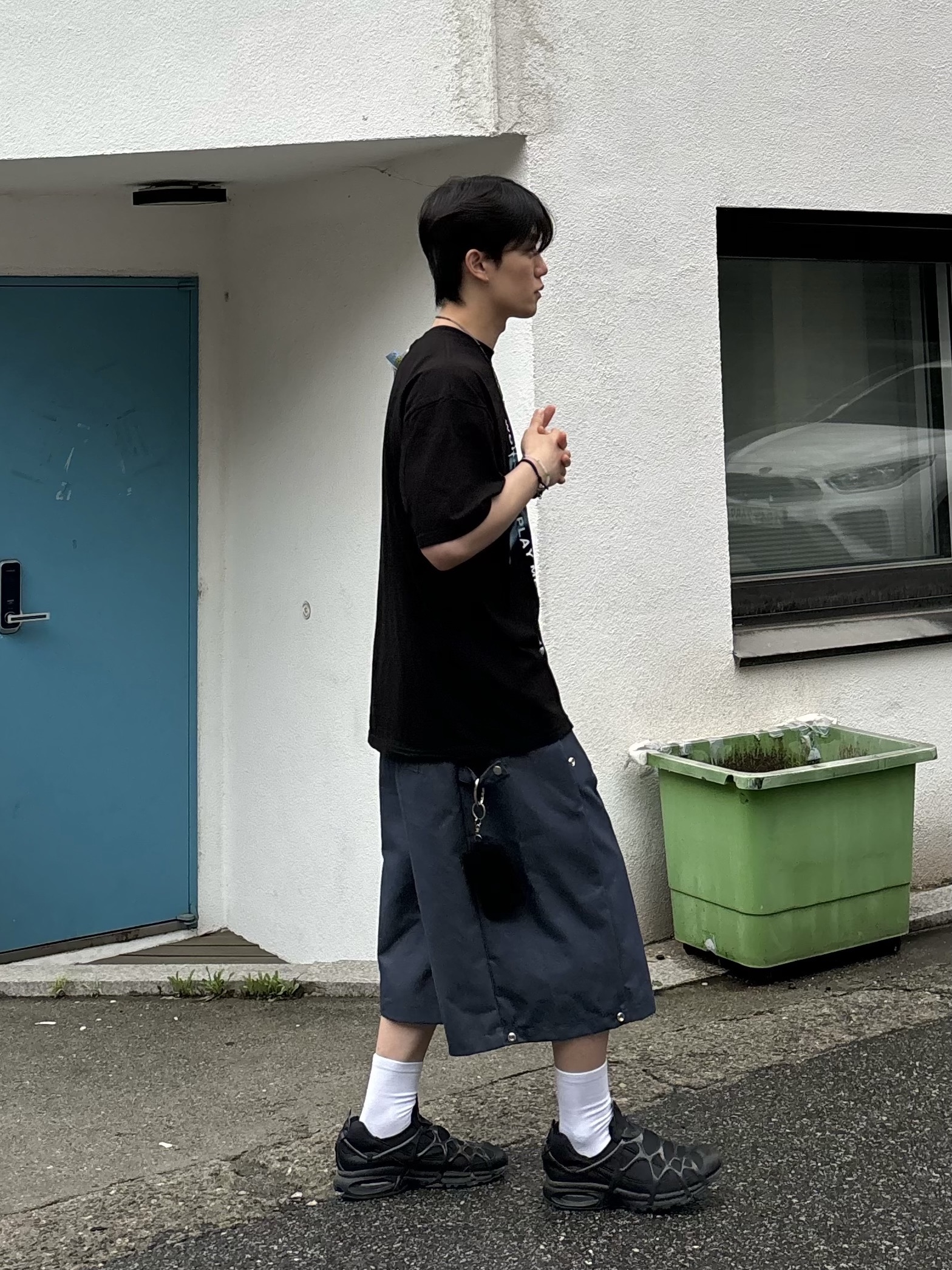 Nike Air Kukini Triple Black 착용 스타일 - 4