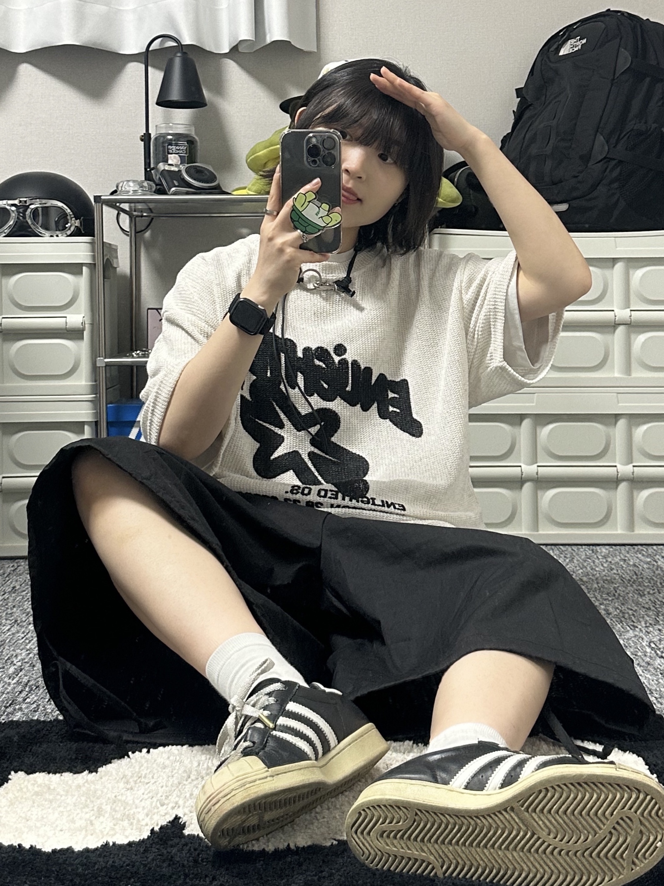 Adidas Superstar Premium Black White, Our Legacy Ladon Leather Keychain Black 착용 스타일 - 2