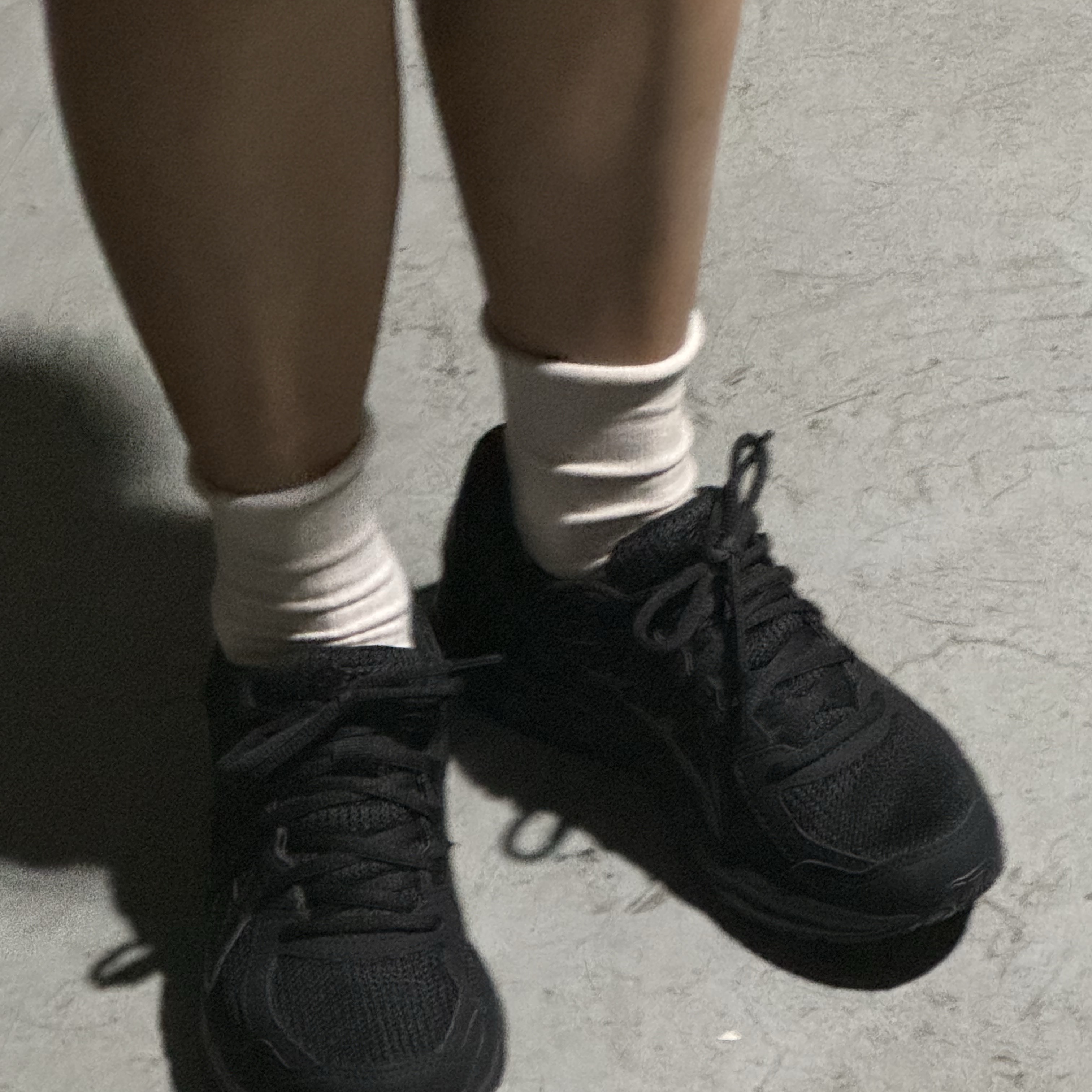 Asics Jog 100 2 Black 착용 스타일 - 2