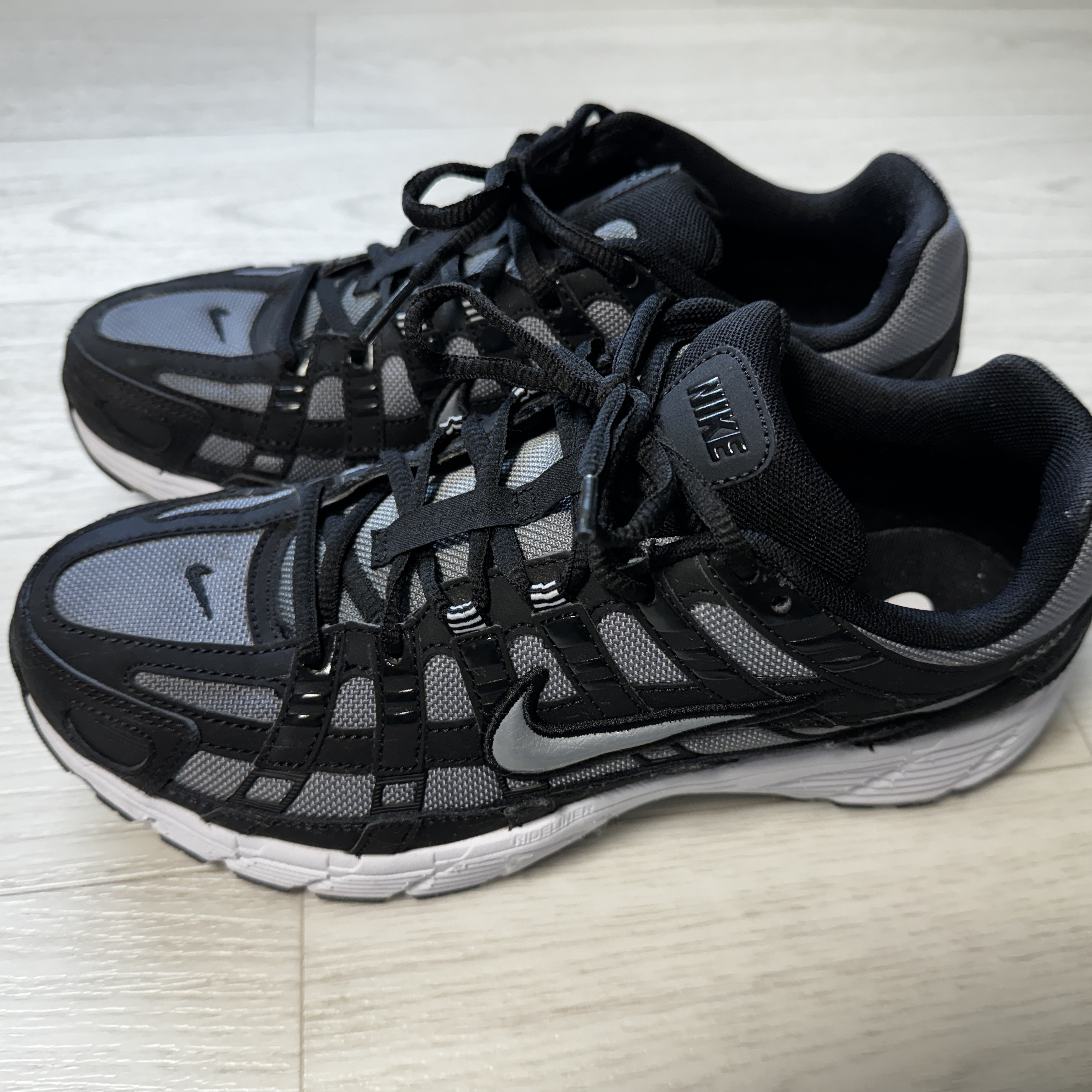 Nike P-6000 Cool Grey 착용 스타일