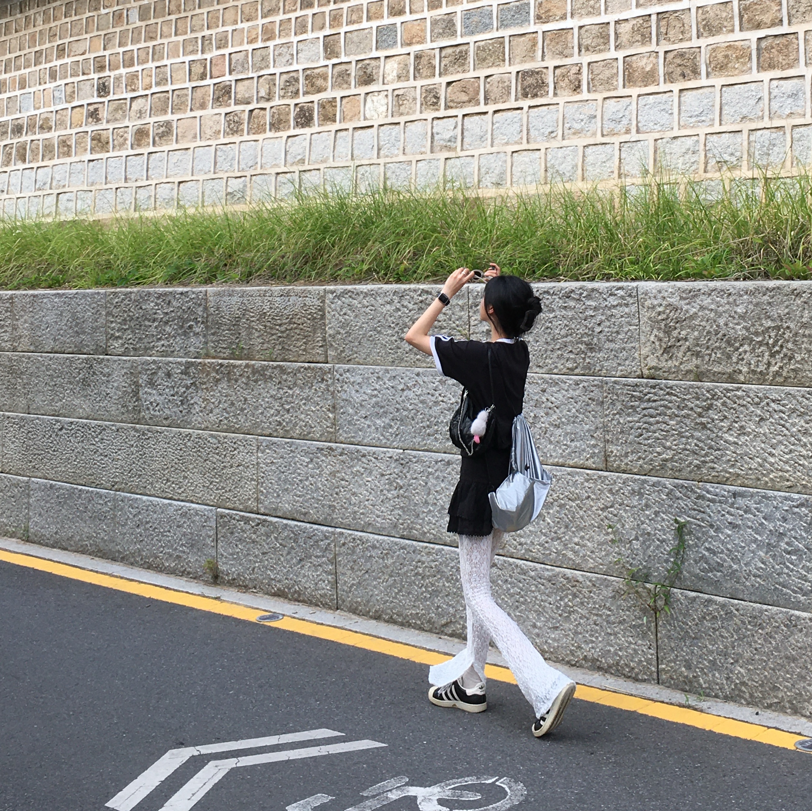 Gentle Monster x Maison Margiela MM005 Grey Black, Adidas Adicolor Classics 3-Stripes T-Shirt Black - KR Sizing 착용 스타일 - 3