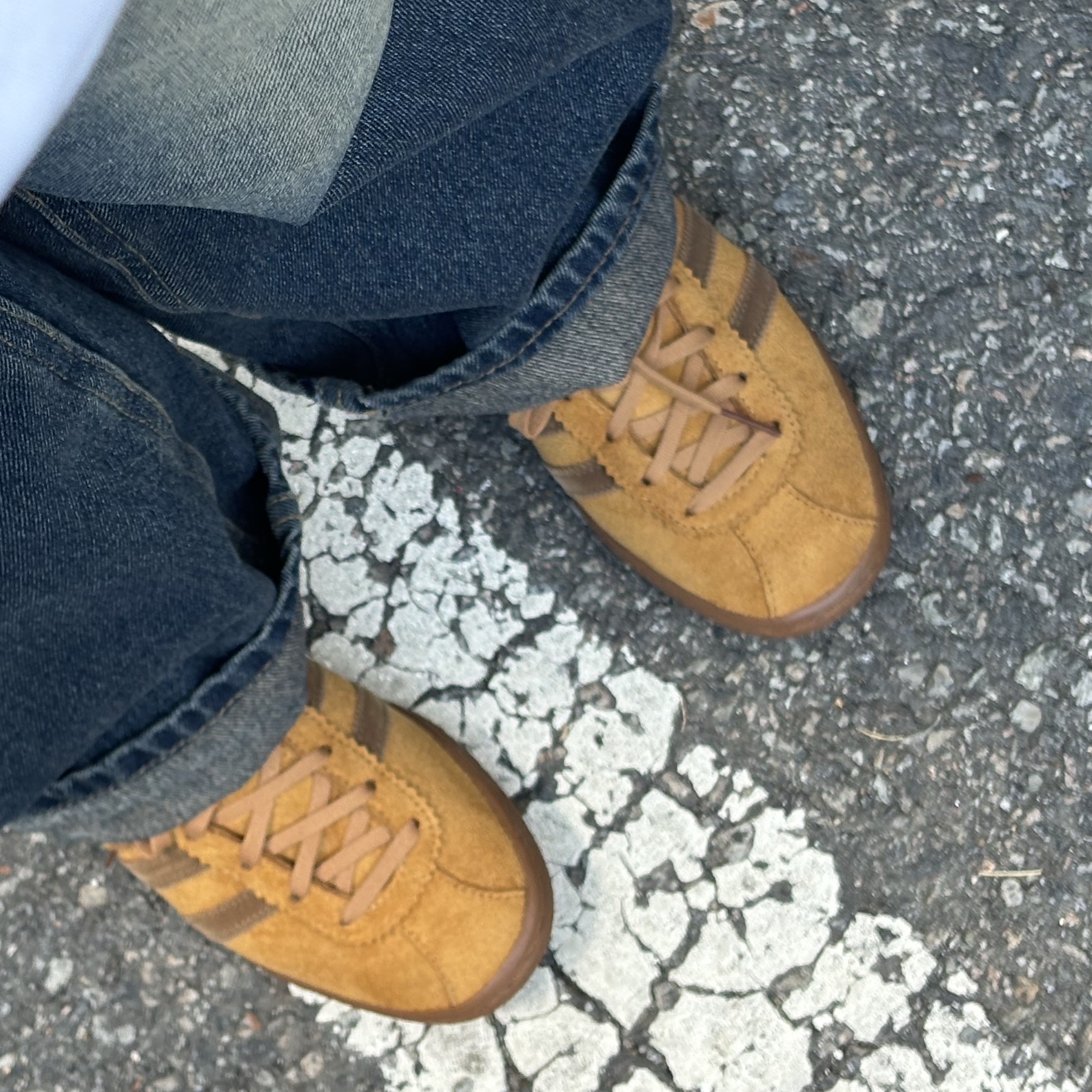 Adidas Tobacco Gruen Mesa Brown Desert 착용 스타일