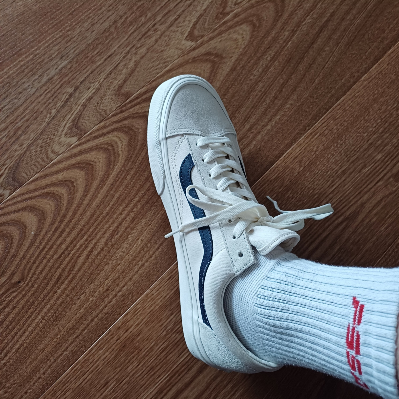 Vans Style 36 Marshmallow Dress Blues 착용 스타일