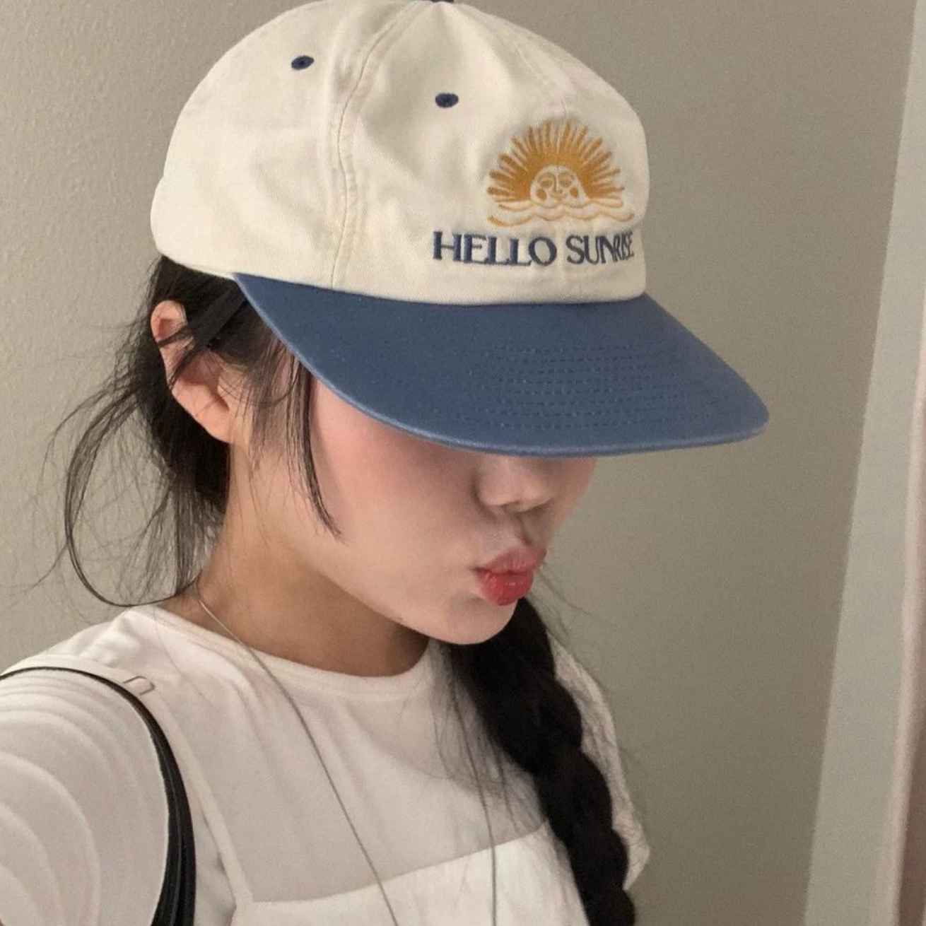 Hello Sunrise 90s Logo 6Panel Cap Beige & Navy, Hello Sunrise 90's Logo 6Panel Cap Ivory & Black 착용 스타일