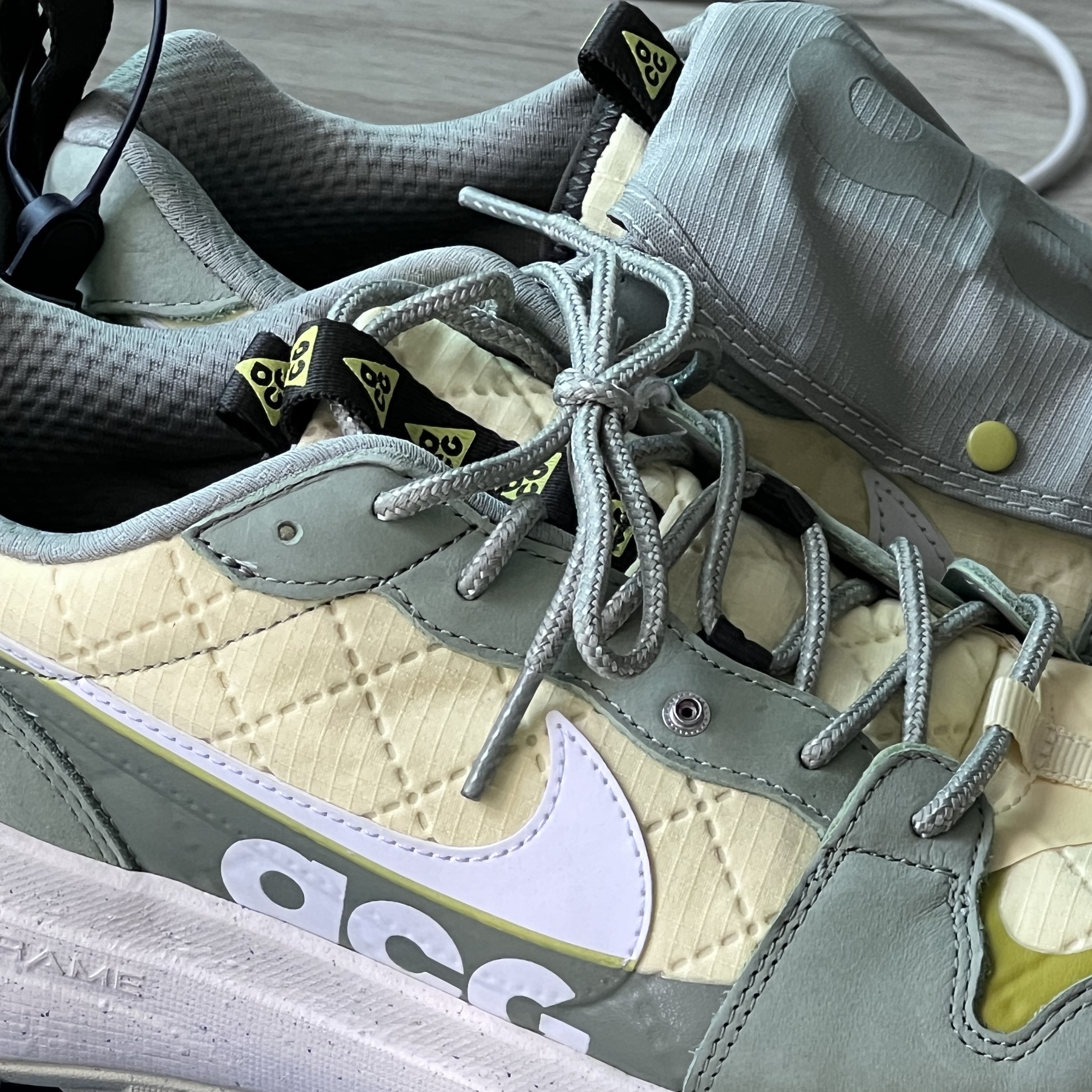 Nike x Future Movement ACG Lowcate Oil Green Bright Cactus 착용 스타일 - 4
