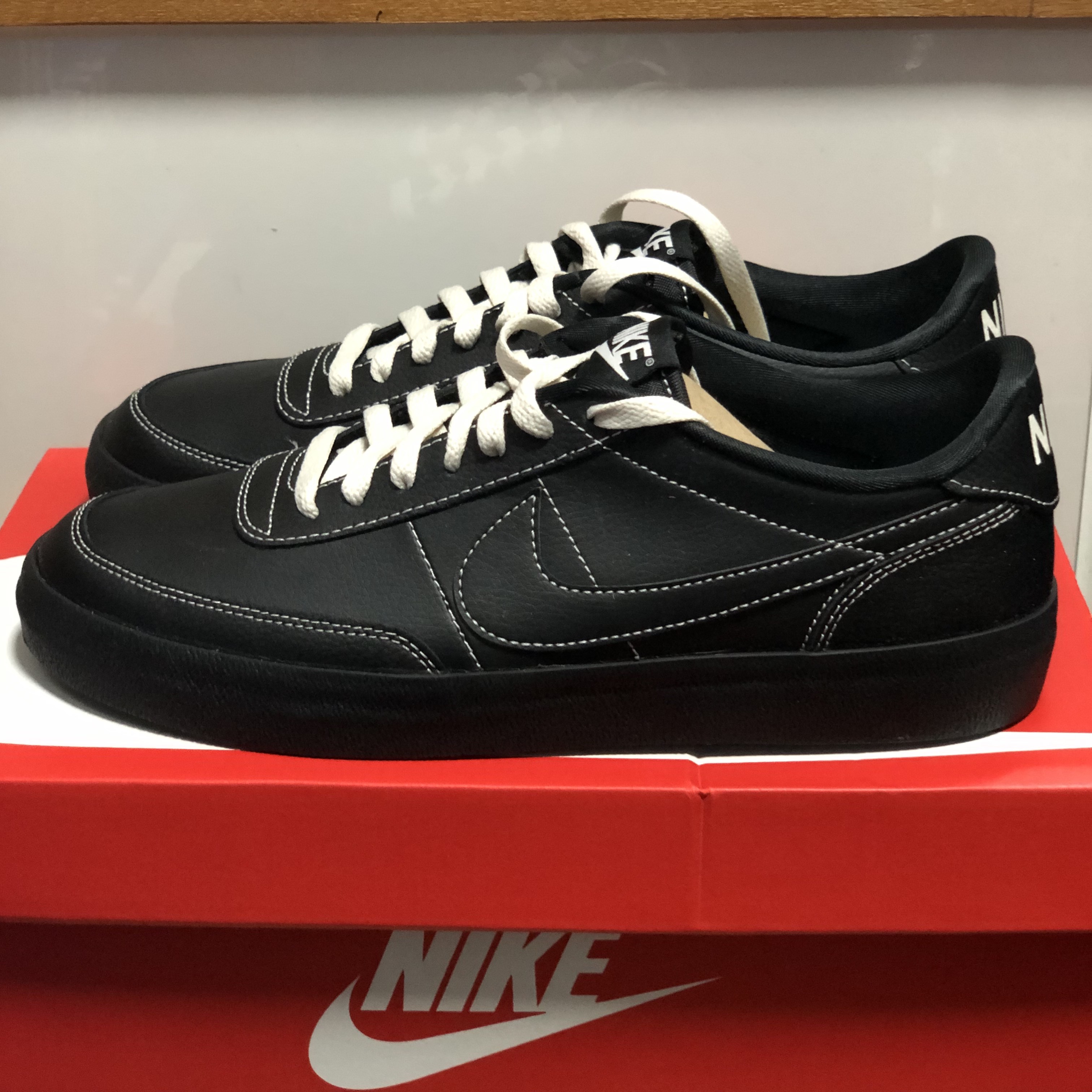 Nike Killshot 2 Black Phantom 착용 스타일