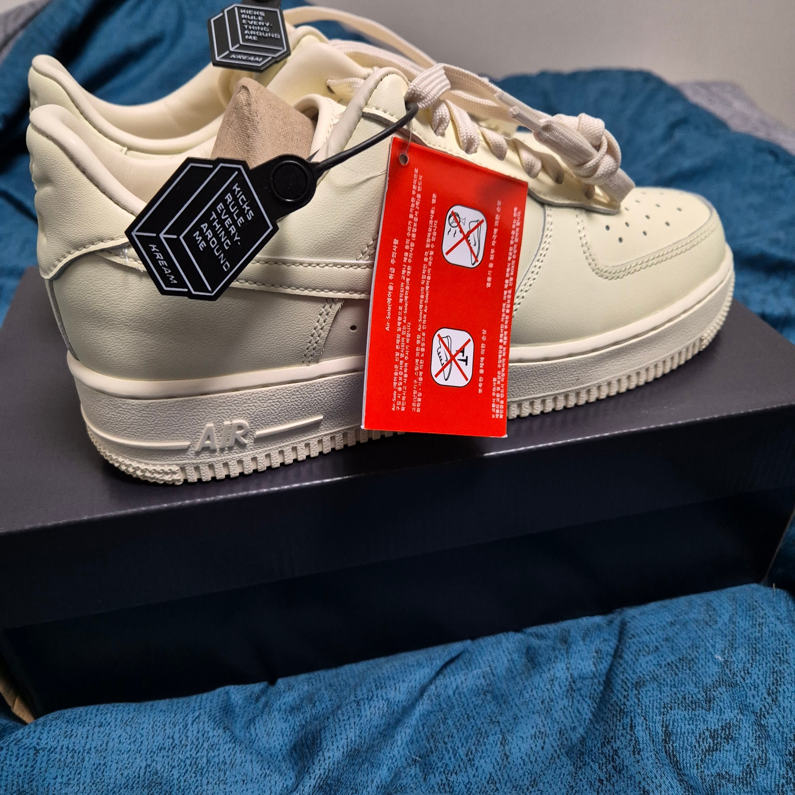 Nike Air Force 1 '07 Coconut Milk 착용 스타일 - 2