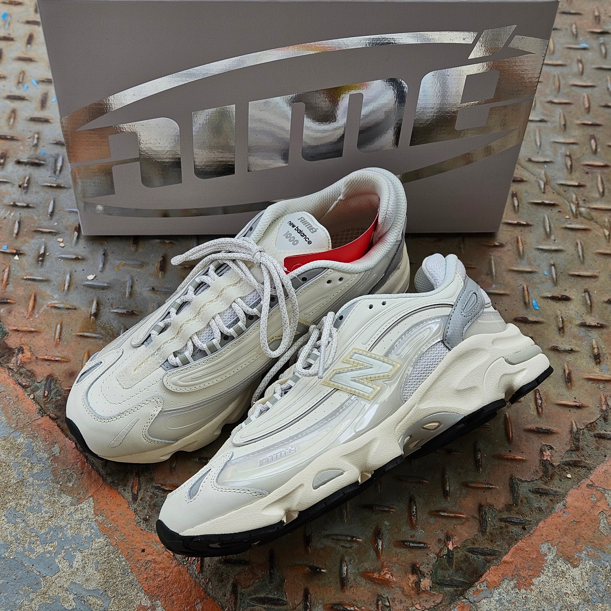 New Balance x Aime Leon Dore 1000 White 착용 스타일 - 2