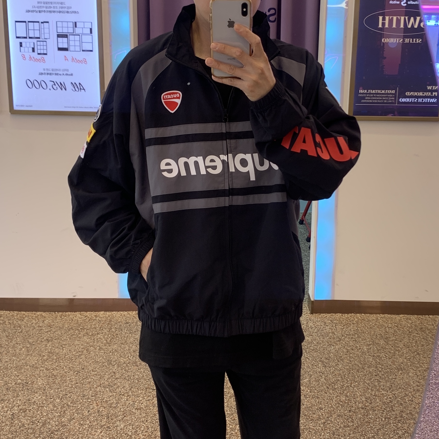 Supreme x Ducati Track Jacket Black - 24SS 착용 스타일 - 1