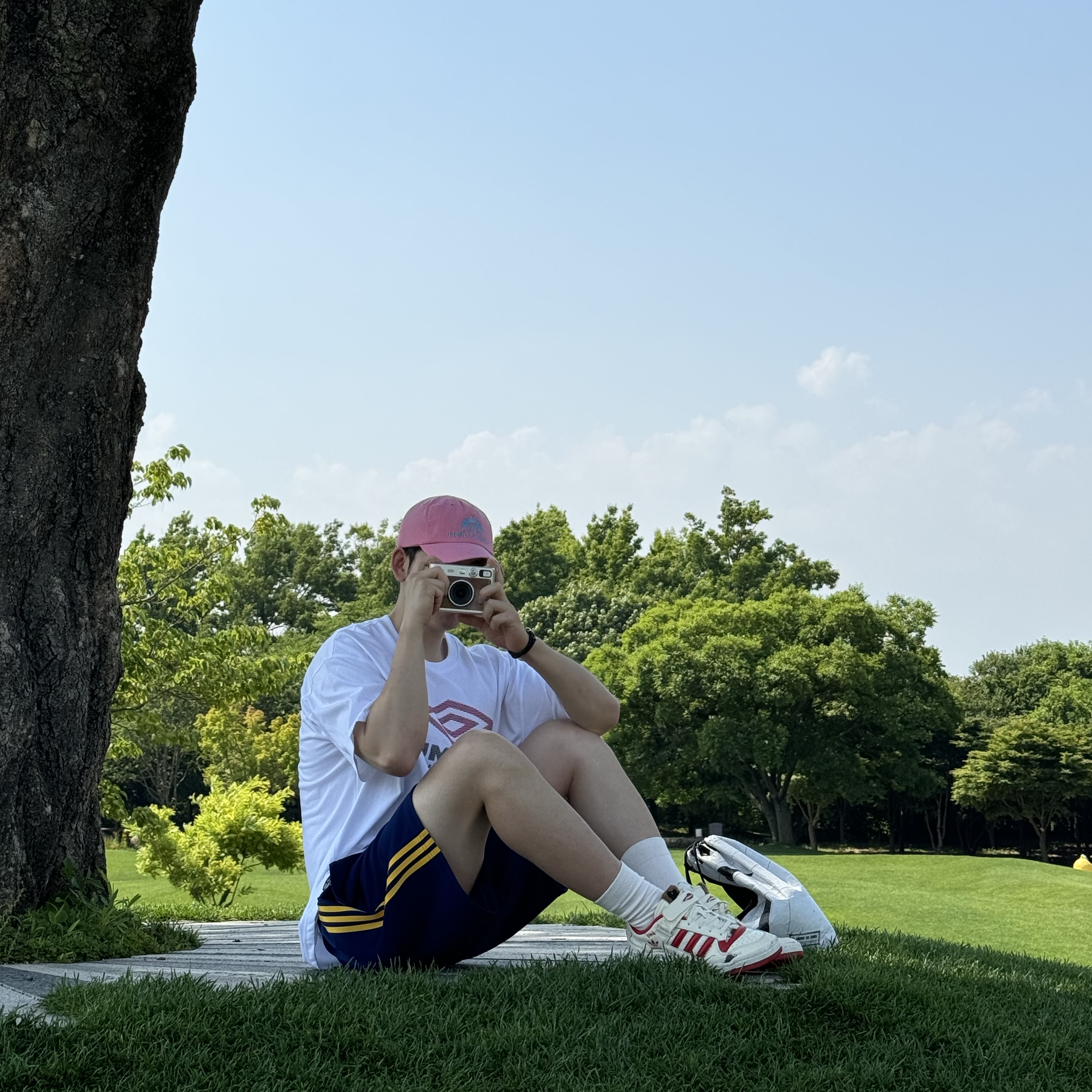 Adidas Forum Low Home Alone 착용 스타일