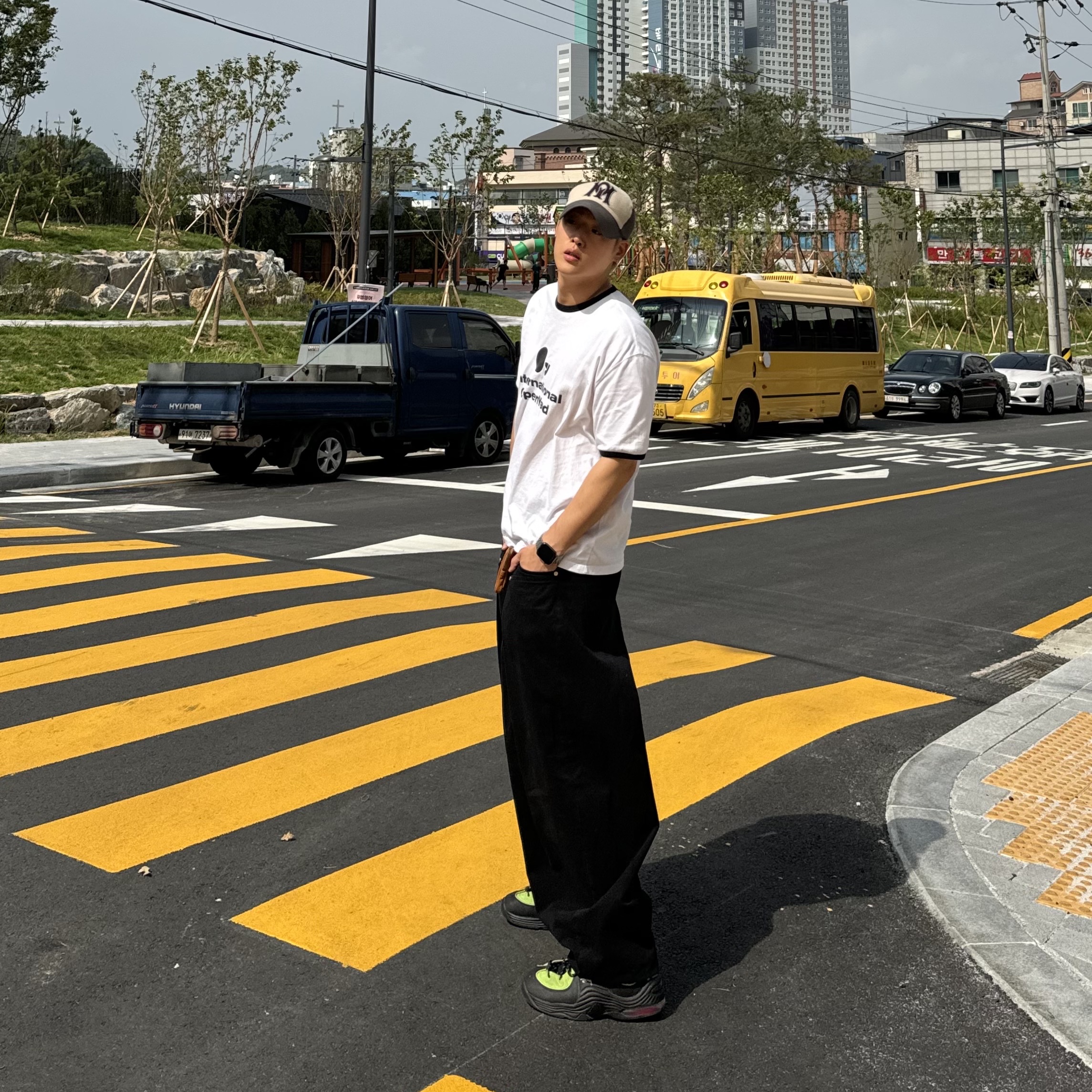 Nike x Stussy Air Penny II Vivid Green and Black 착용 스타일 - 3