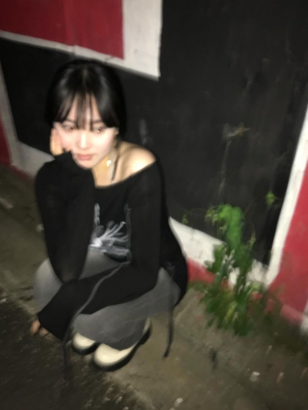 Elfelfelf Archives Women Lily Scarf Top Black, Elfelfelf Archives Women Lily Scarf Top Ivory 착용 스타일