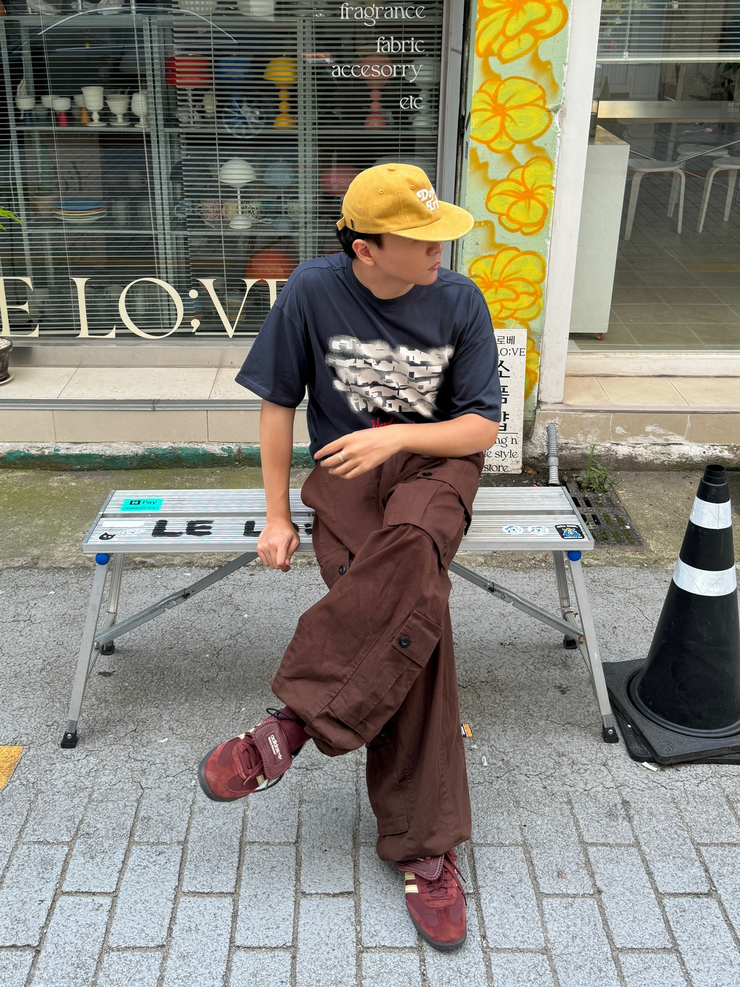 Free & Easy Don't Trip Washed Hat Mustard, Adidas x Wales Bonner Nylon Samba Fox Brown Sandy Beige 착용 스타일 - 1
