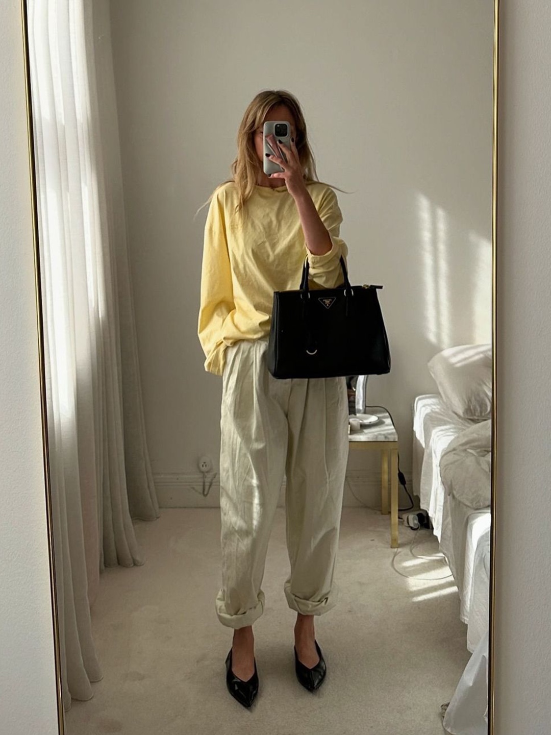 SERIES Straight Cotton Linen Dying Pants Ivory, Beautiful People Linen Cotton Satin Bow Silhouette Pants Charcoal 착용 스타일 - 4