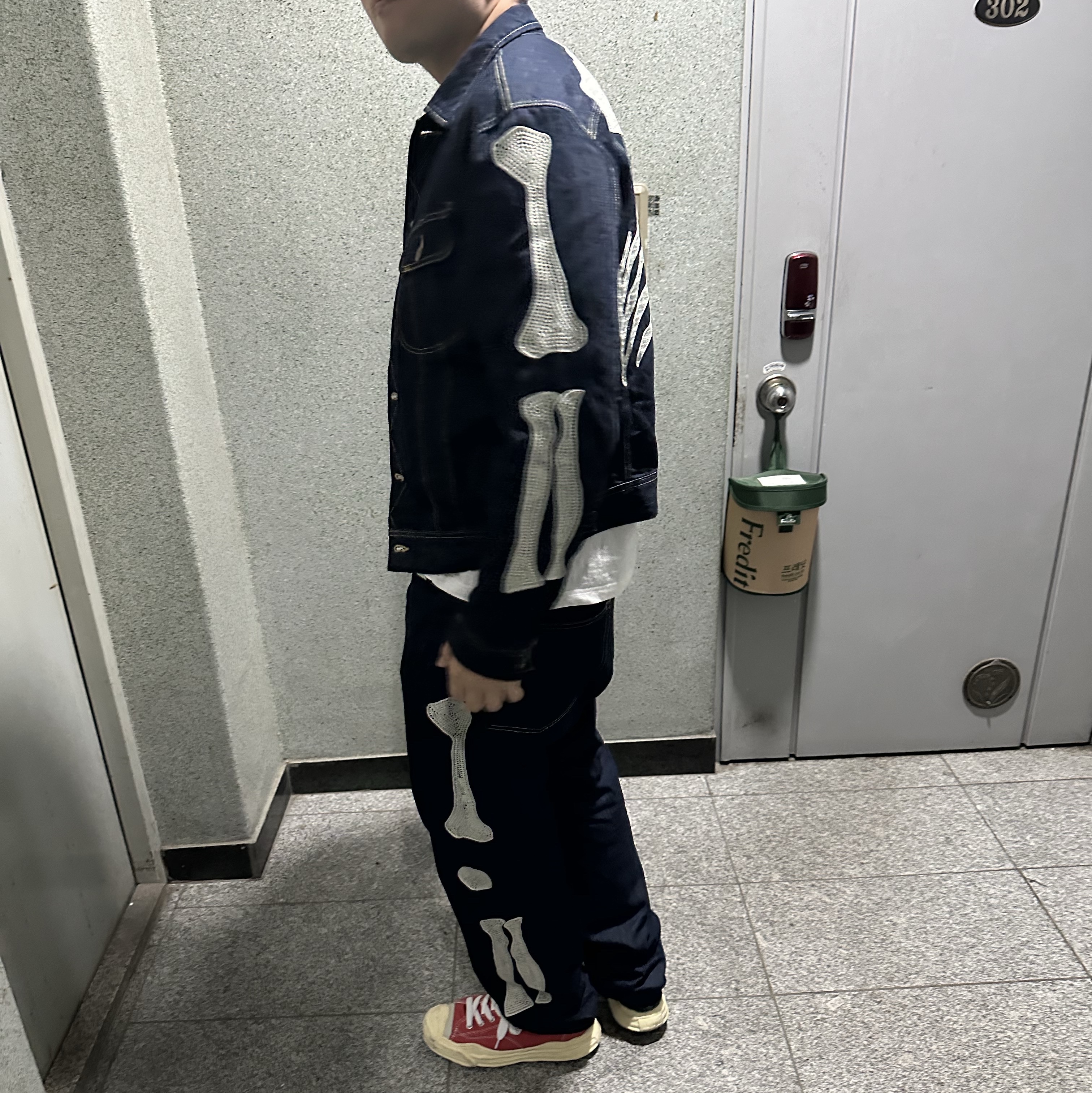 Kapital 11.5 oz. Denim Mexican Tuxedo Westerner Bone Jacket Indigo, Kapital 12.5 oz. Denim Mexican Tuxedo 5P Okagilly Pants Indigo 착용 스타일 - 2