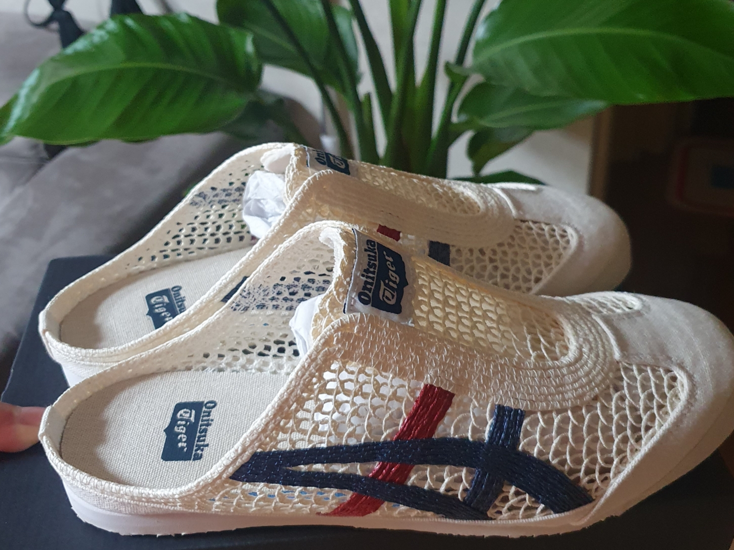 Onitsuka Tiger Mexico 66 Sabot Cream Mako Blue 착용 스타일