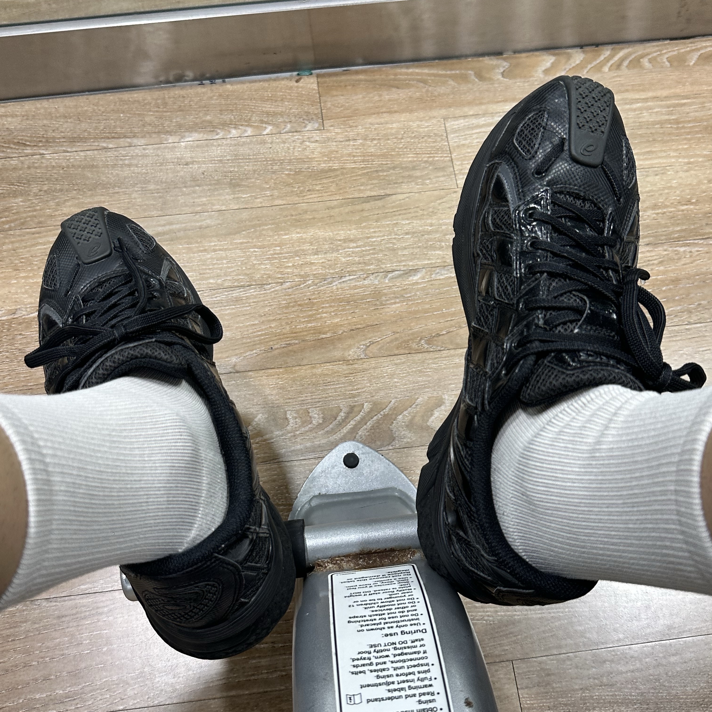 Asics x Kiko Kostadinov Gel-Kiril Black 착용 스타일 - 1