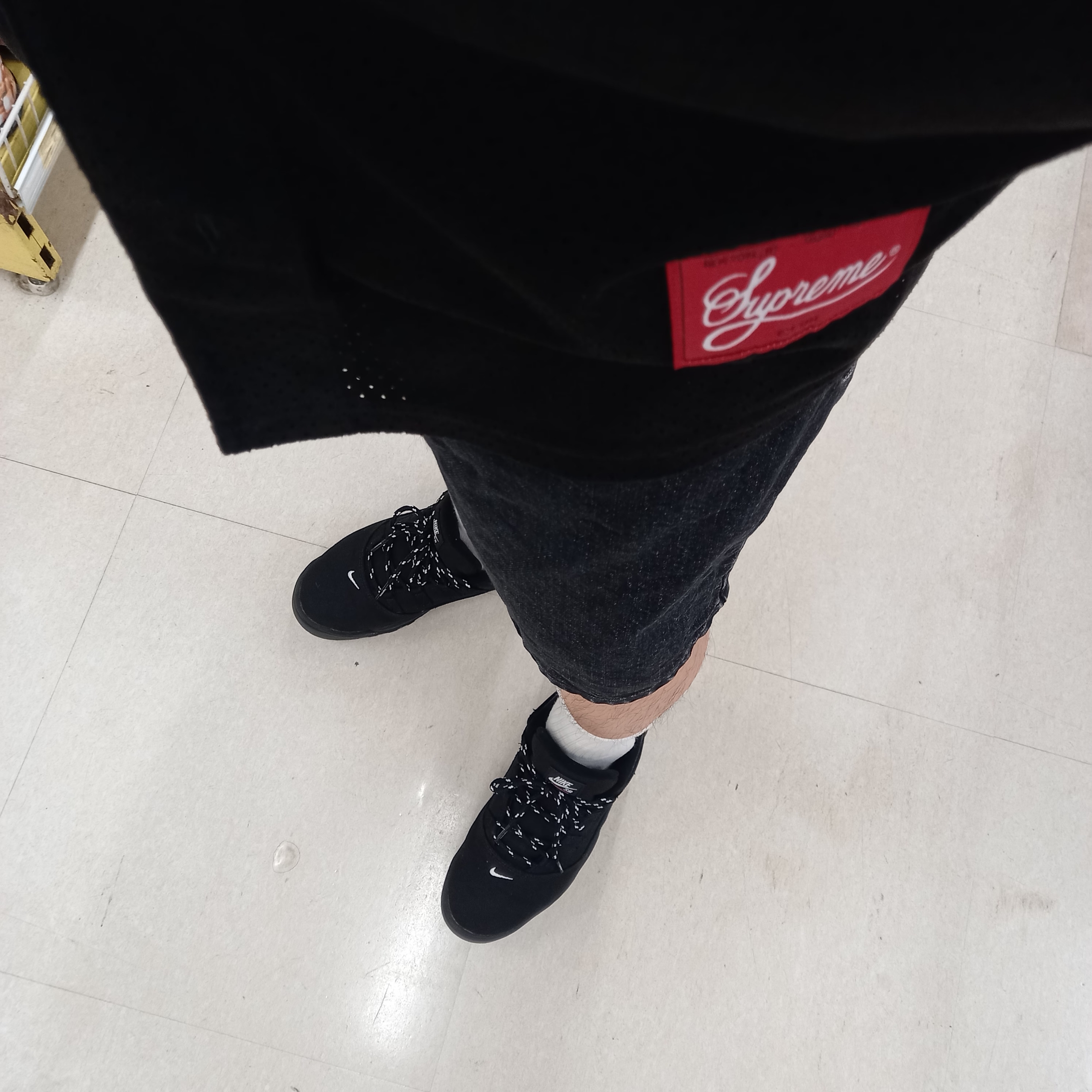 Supreme Cordura Denim Small Box 6-Panel Black - 24SS, Supreme Ultrasuede Mesh Baseball Jersey Black - 24SS 착용 스타일 - 3
