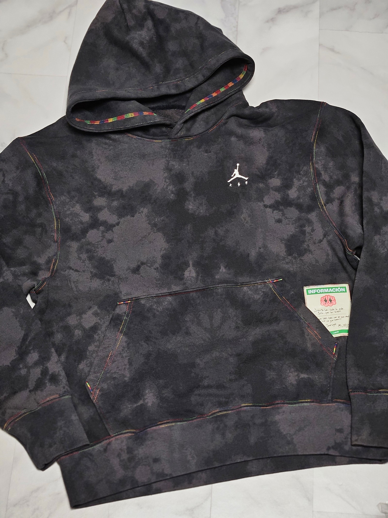 Jordan x J Balvin Hoodie Black - Asia 착용 스타일 - 4