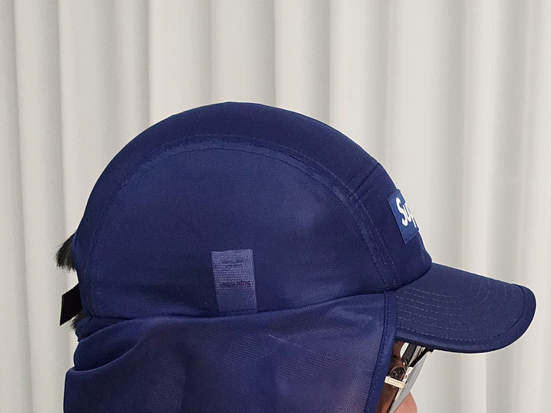 Supreme Mesh Sunshield Camp Cap Navy - 24SS, Supreme Reflective Ripstop Camp Cap Black - 24SS 착용 스타일 - 5