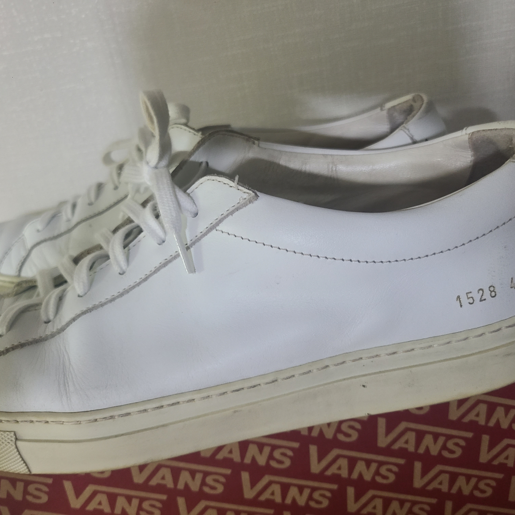 Common Projects Original Achilles Low White 착용 스타일
