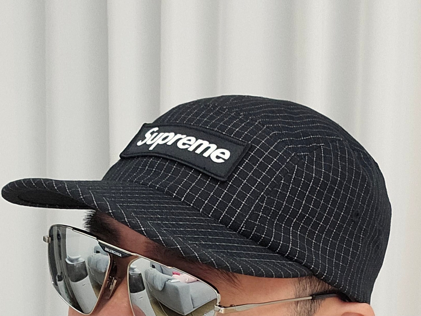 Supreme Mesh Sunshield Camp Cap Navy - 24SS, Supreme Reflective Ripstop Camp Cap Black - 24SS 착용 스타일 - 4