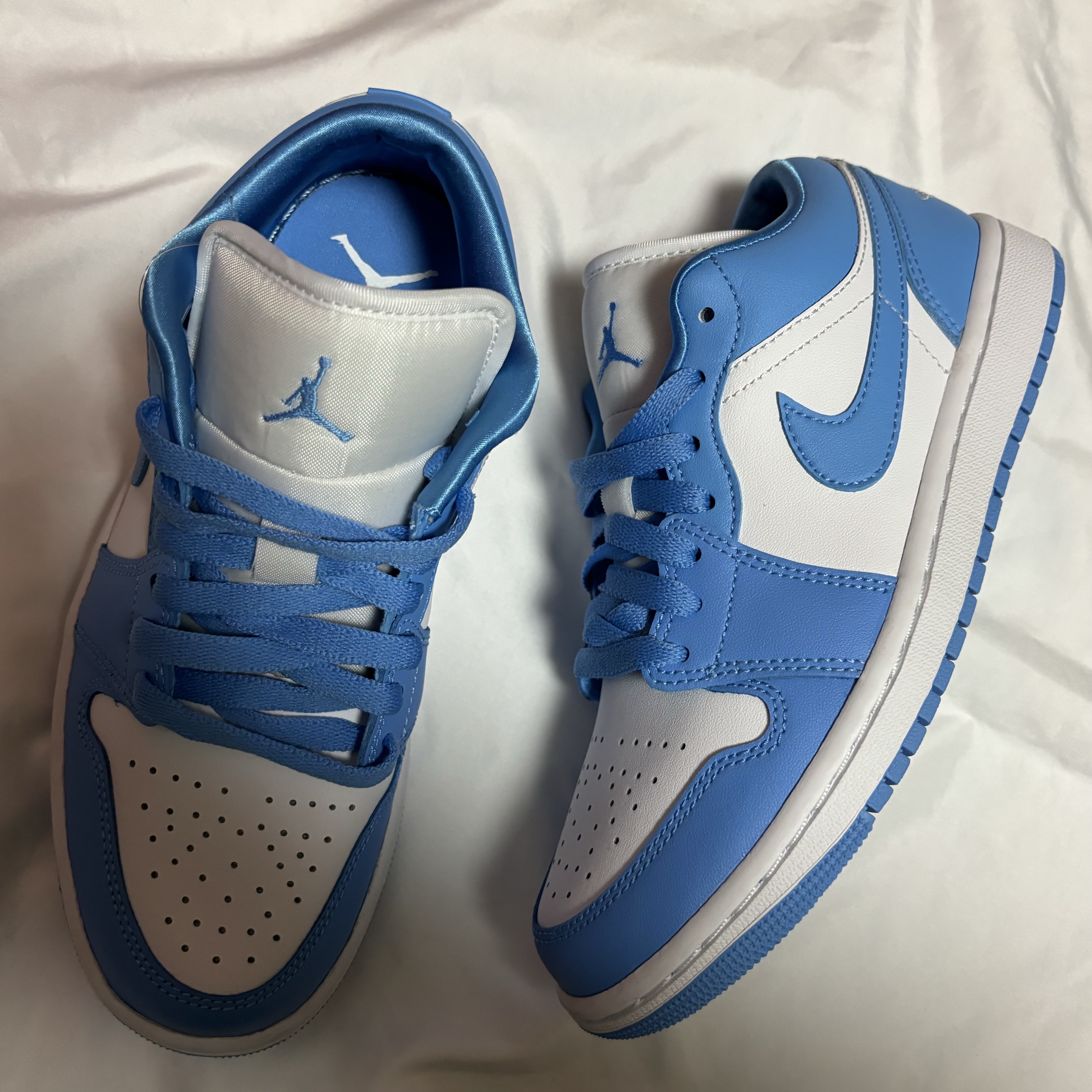 (W) Jordan 1 Low UNC University Blue 착용 스타일