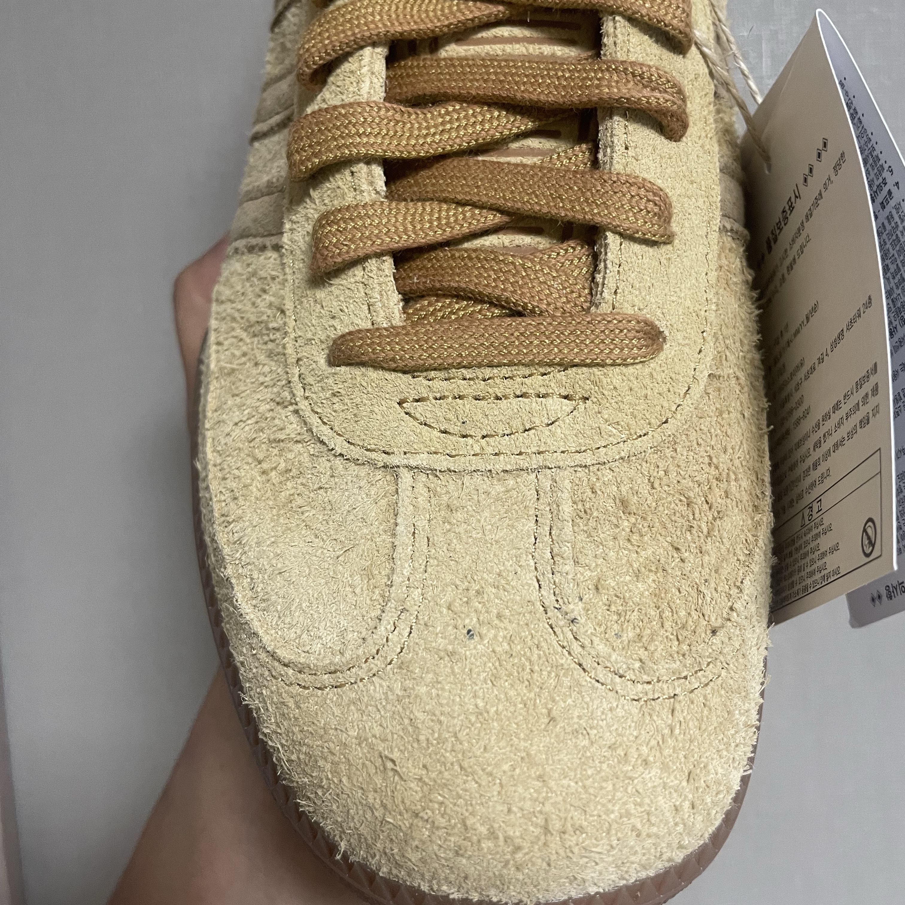 Adidas x JJJJound Samba OG Mesa 착용 스타일 - 4