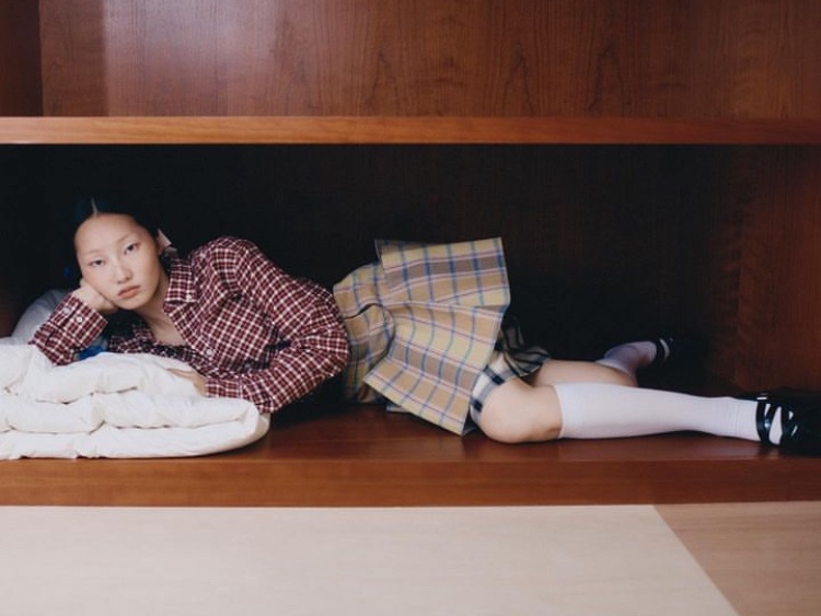 MARCO Women Pleated Circus Miniskirt Brown 착용 스타일