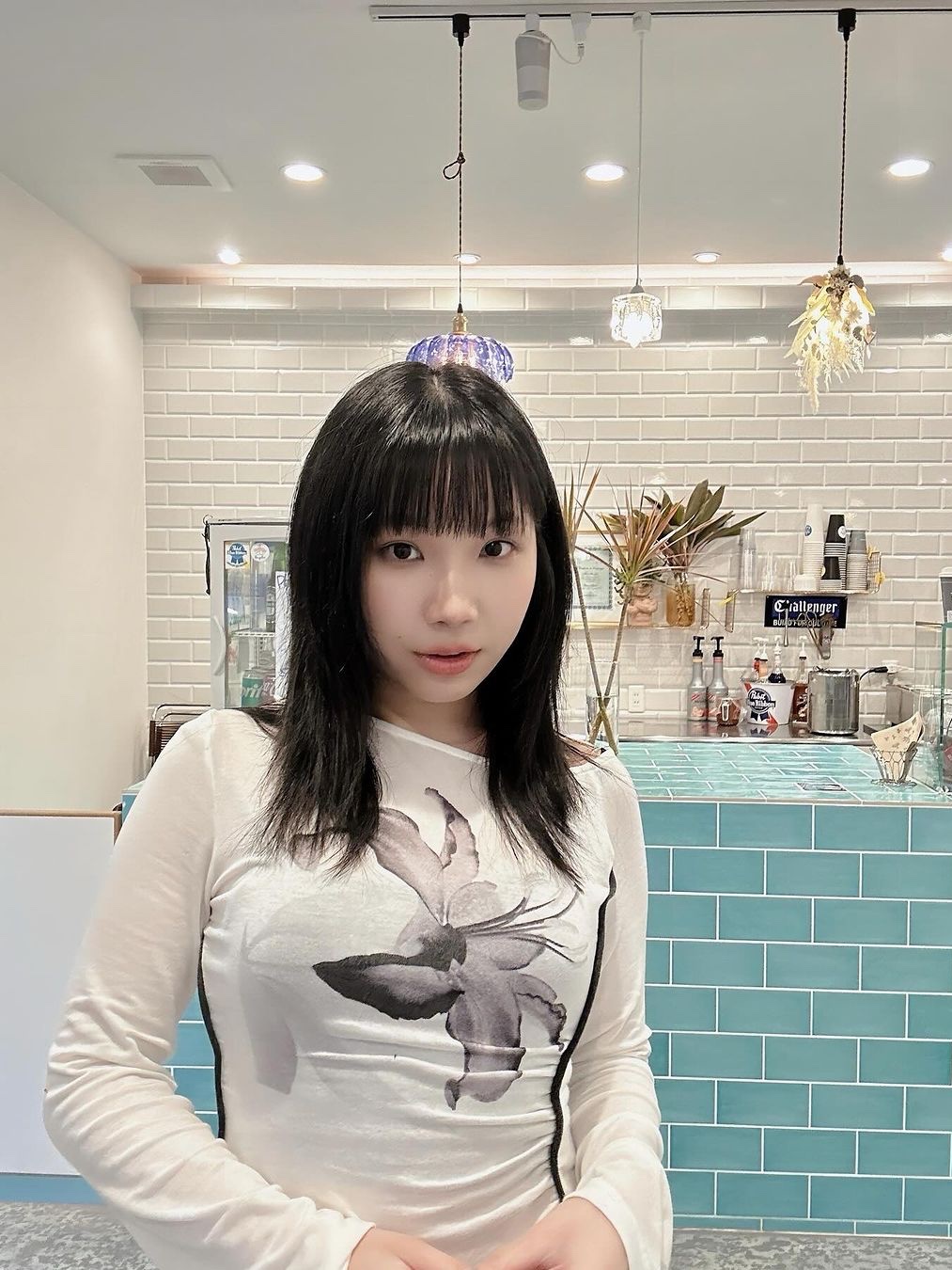 Elfelfelf Archives Women Lily Scarf Top Ivory, Elfelfelf Archives Women Lily Scarf Top Black 착용 스타일
