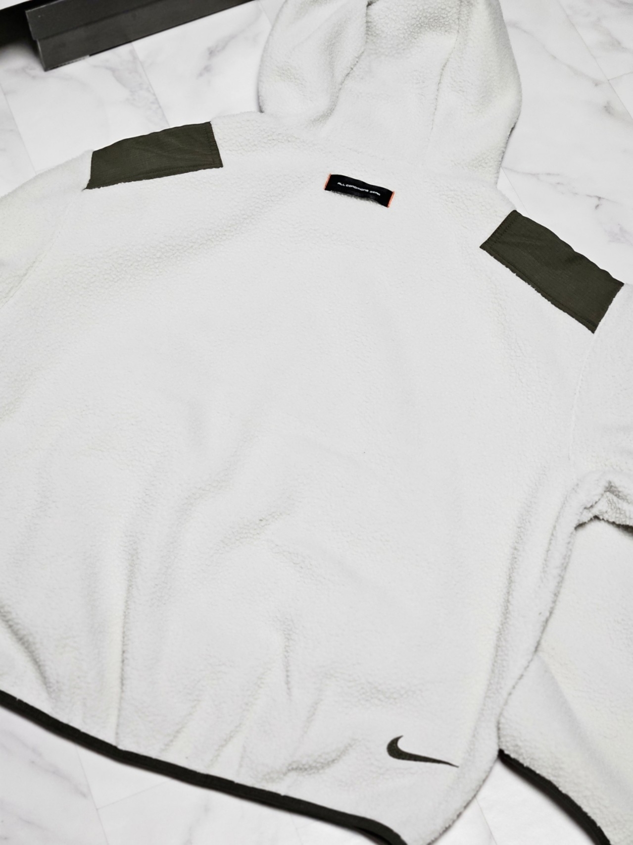 Nike ACG Balaclava Retro Fleece Pullover Light Bone Cargo Khaki - Asia 착용 스타일 - 6