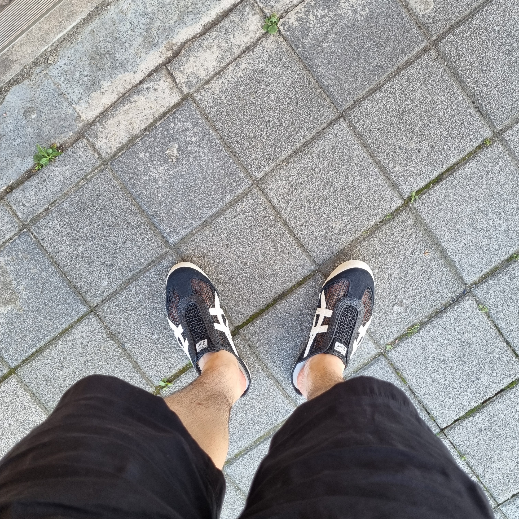Onitsuka Tiger Mexico 66 Sabot Black Cream 착용 스타일 - 3