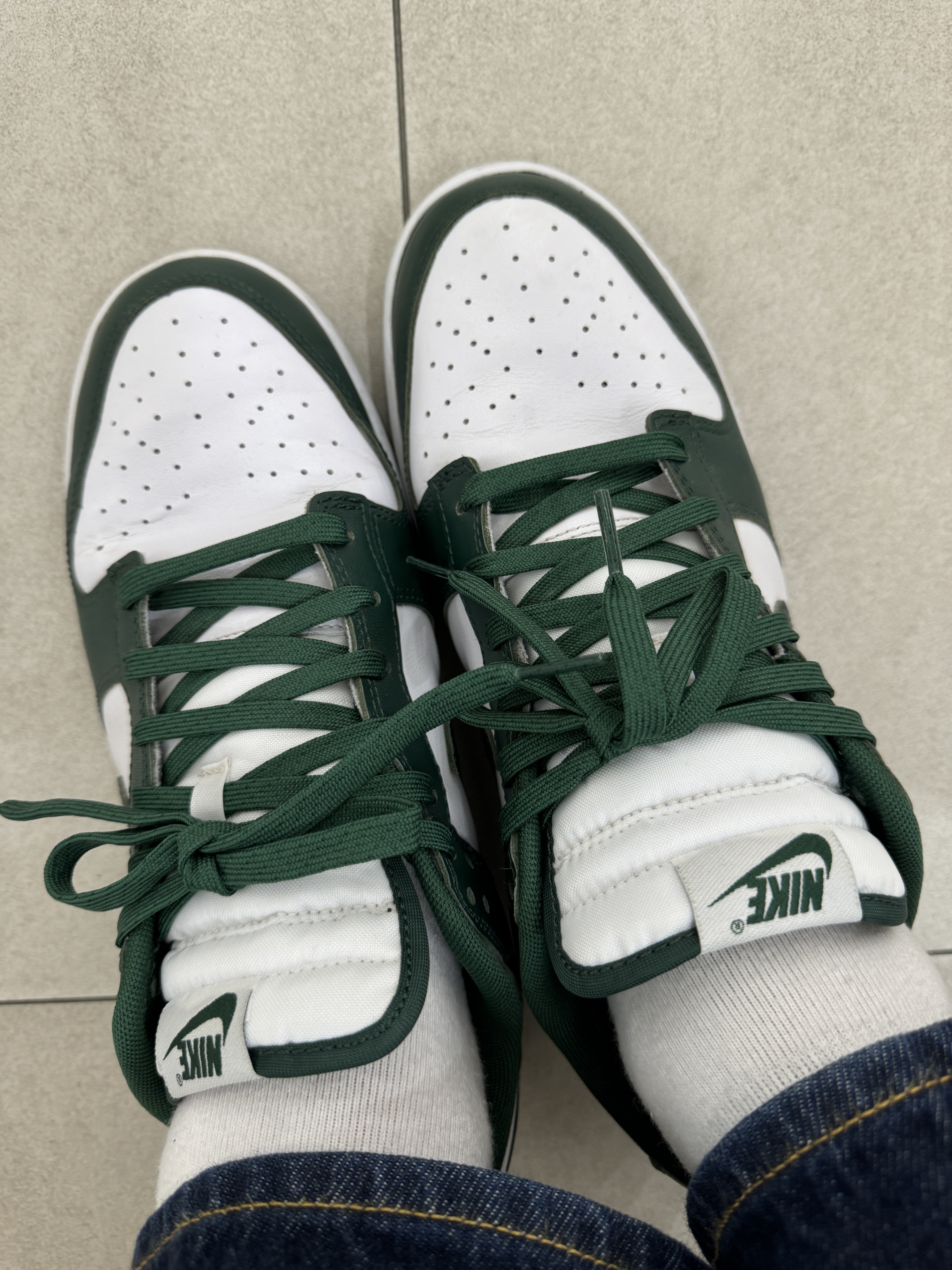 Nike Dunk Low Retro Varsity Green 착용 스타일
