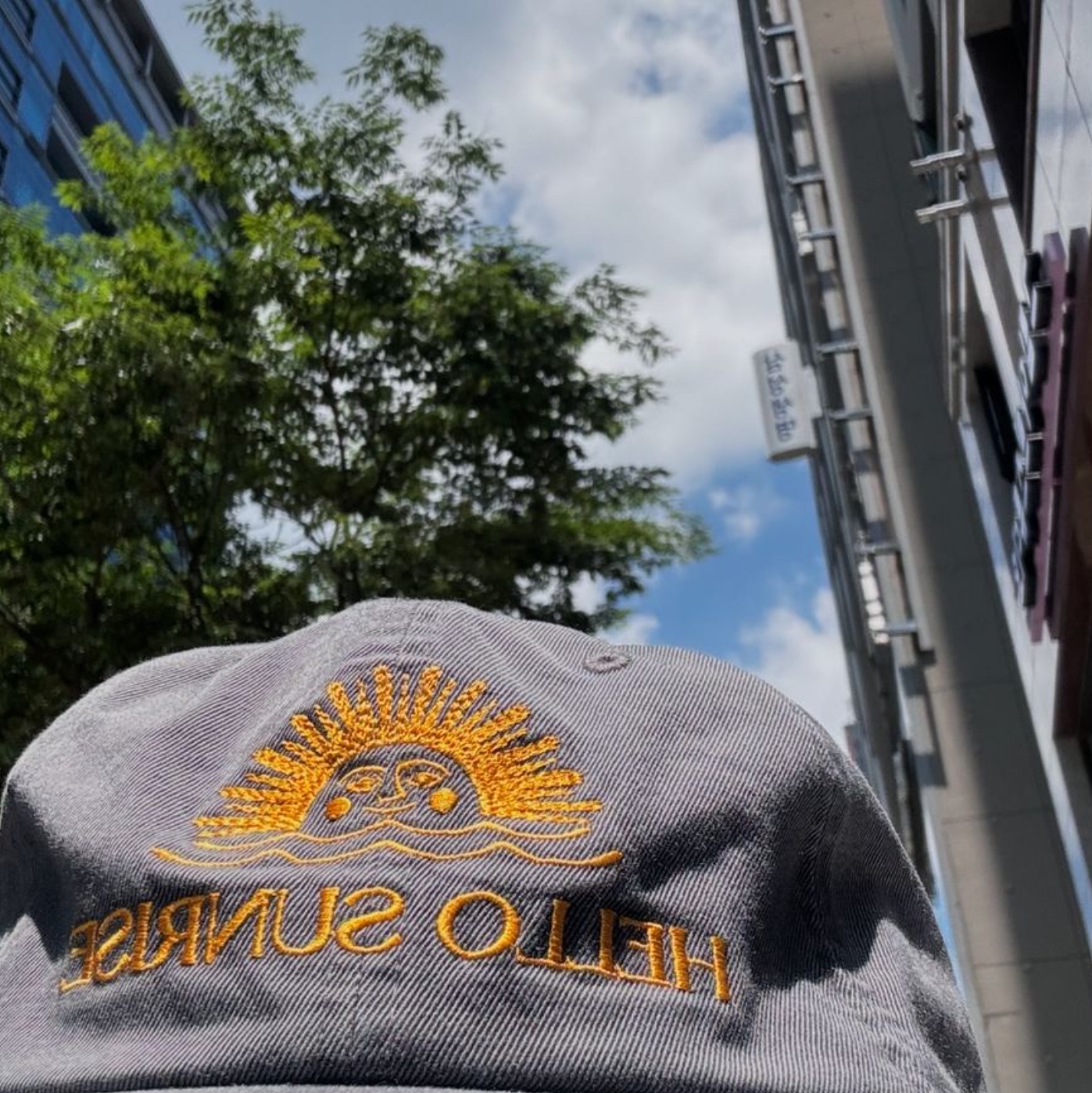 Hello Sunrise Washed OG Logo 6Panel Cap Denim Blue, Hello Sunrise Washed OG Logo 6Panel Cap VTG Pink 착용 스타일