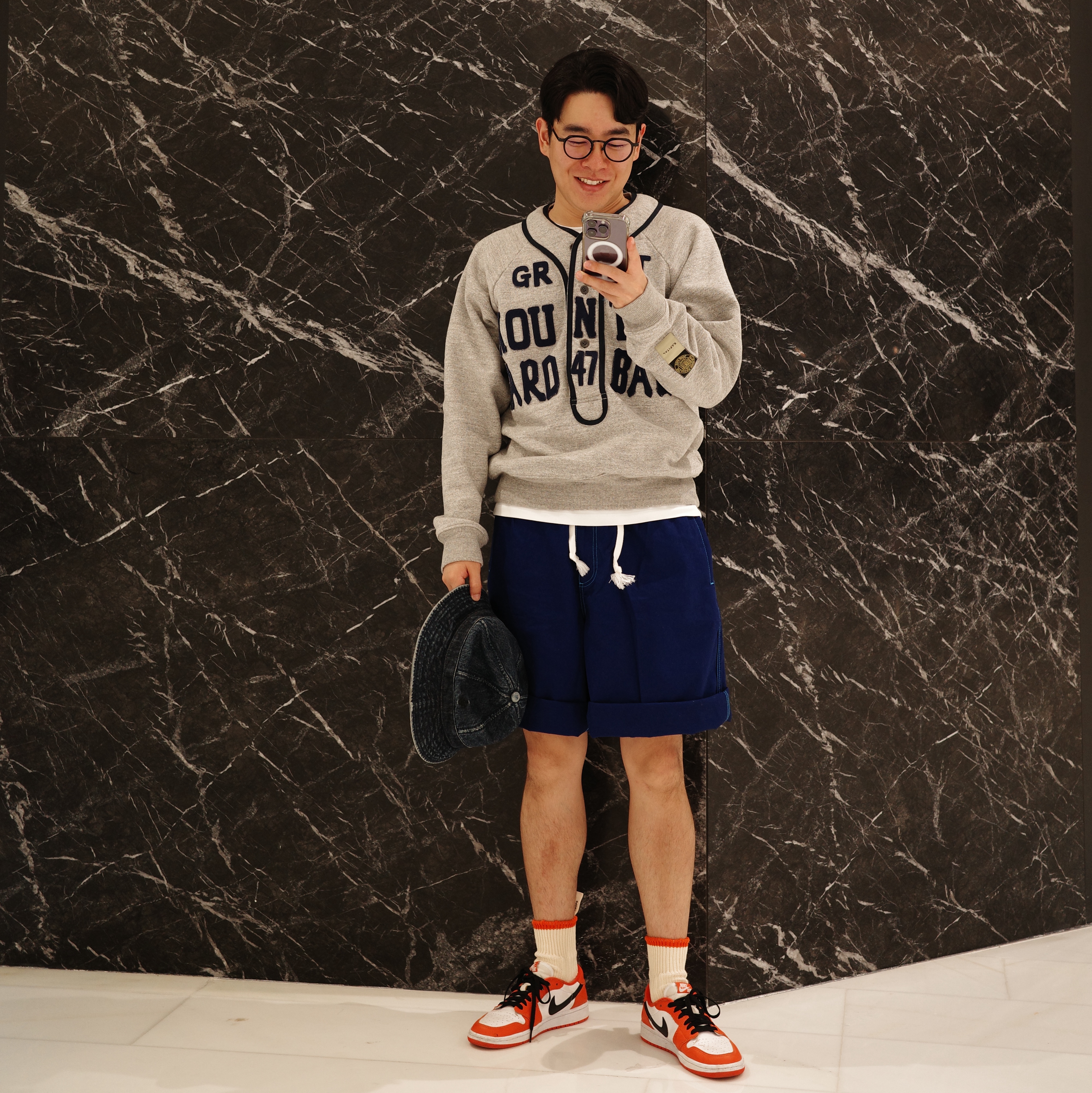 Uniqlo x Marni Wide Fit Boxy Short Pants Blue, (W) Jordan 1 Low OG Starfish 착용 스타일